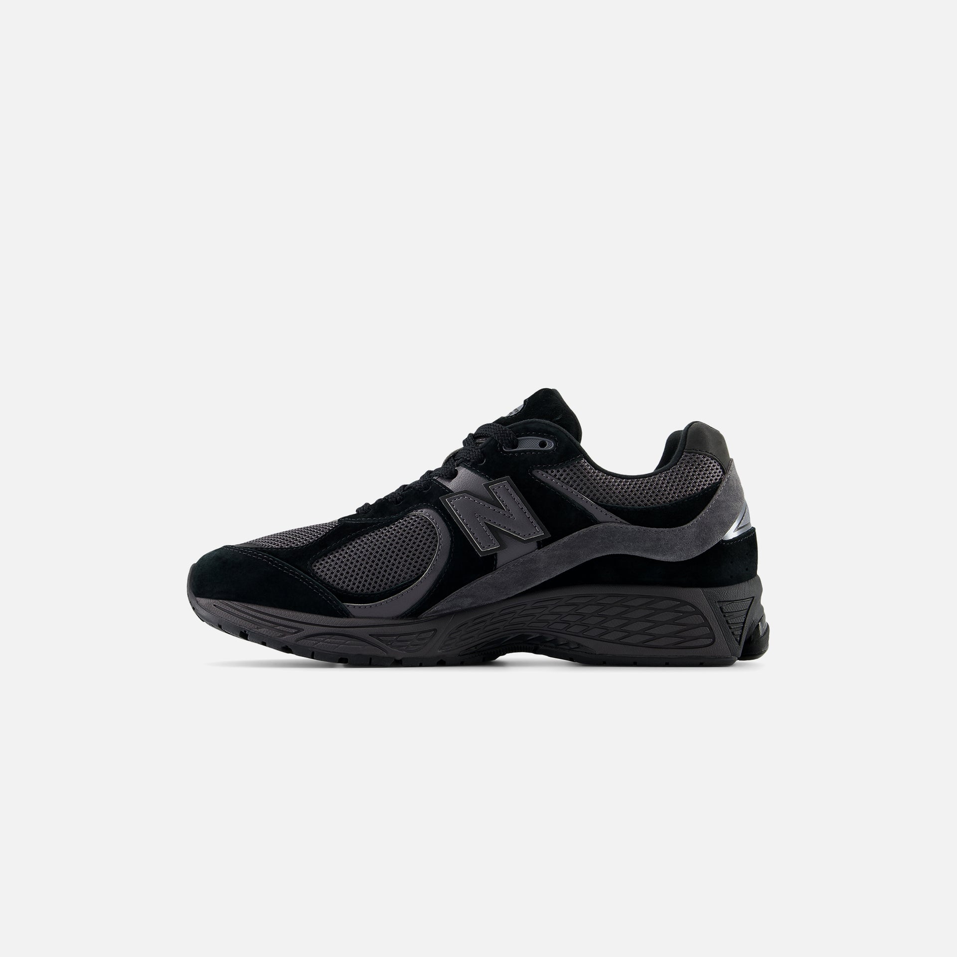 New Balance 2002R - Black / Magnet