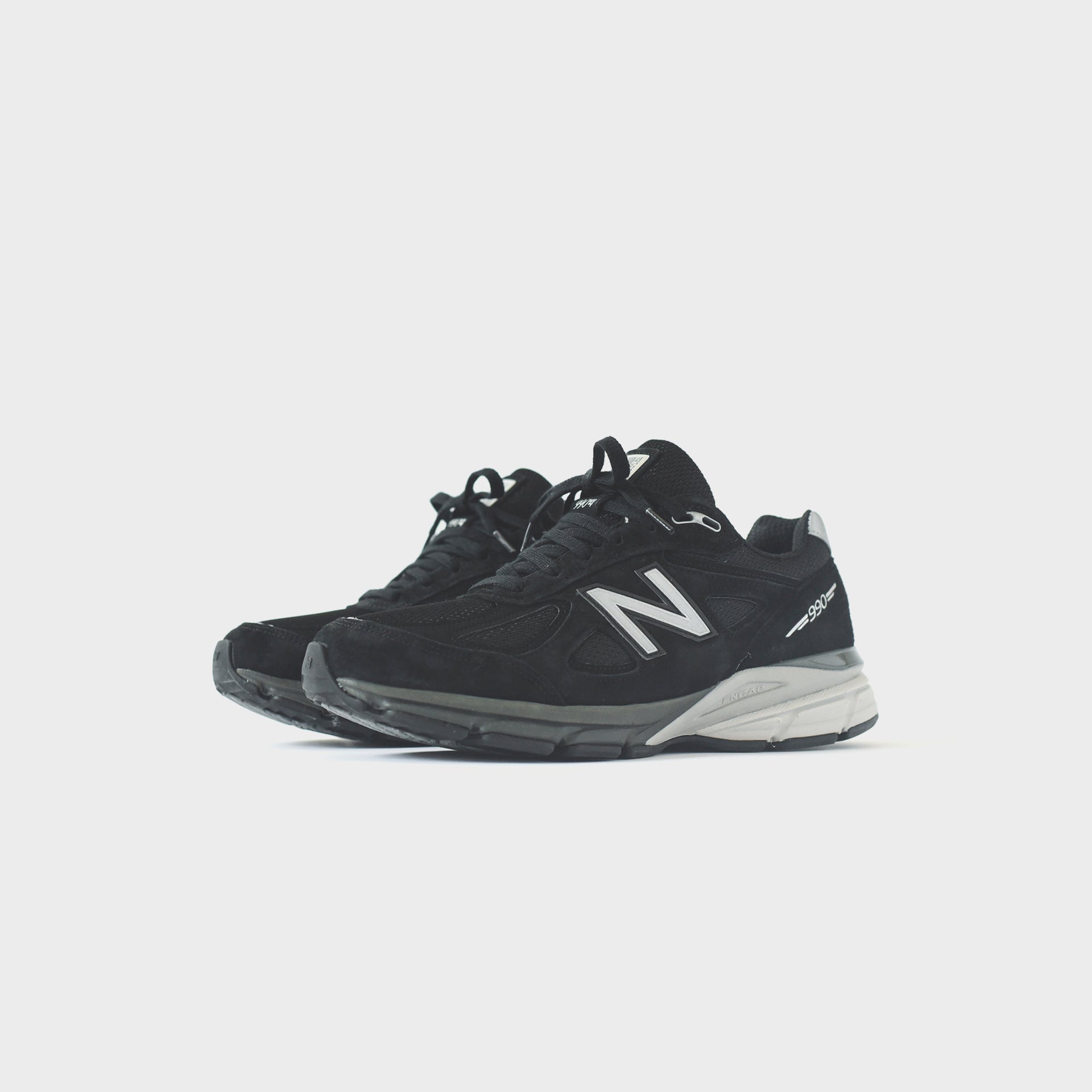 New Balance WMNS Made in USA 990 - Black / Silver