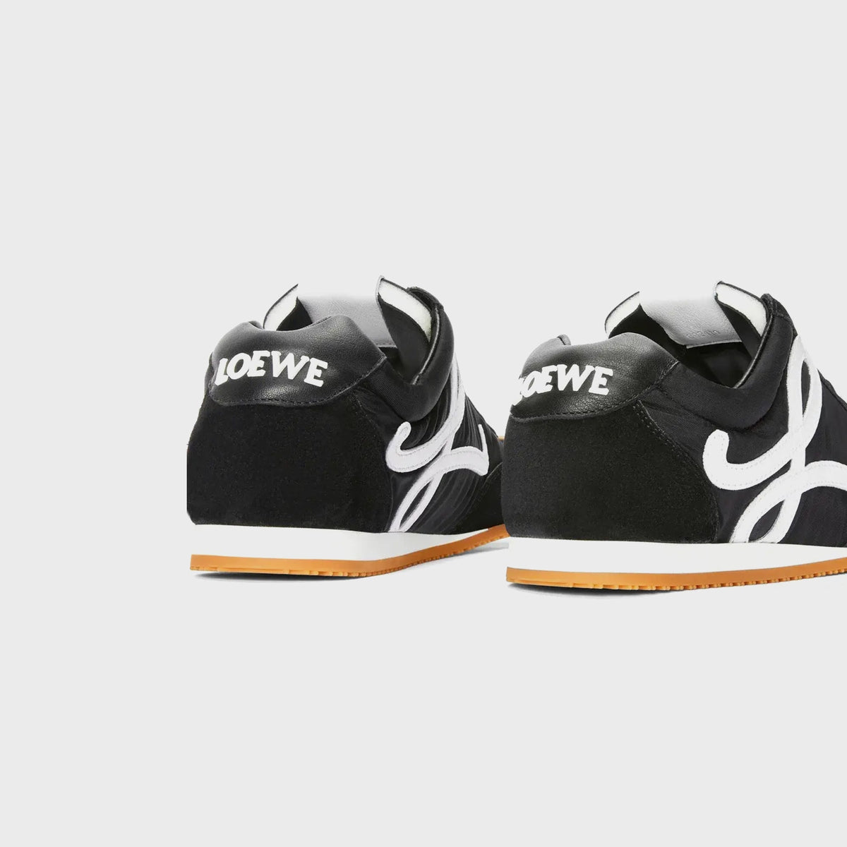 Loewe Ballet Runner 2.0 - Black / White