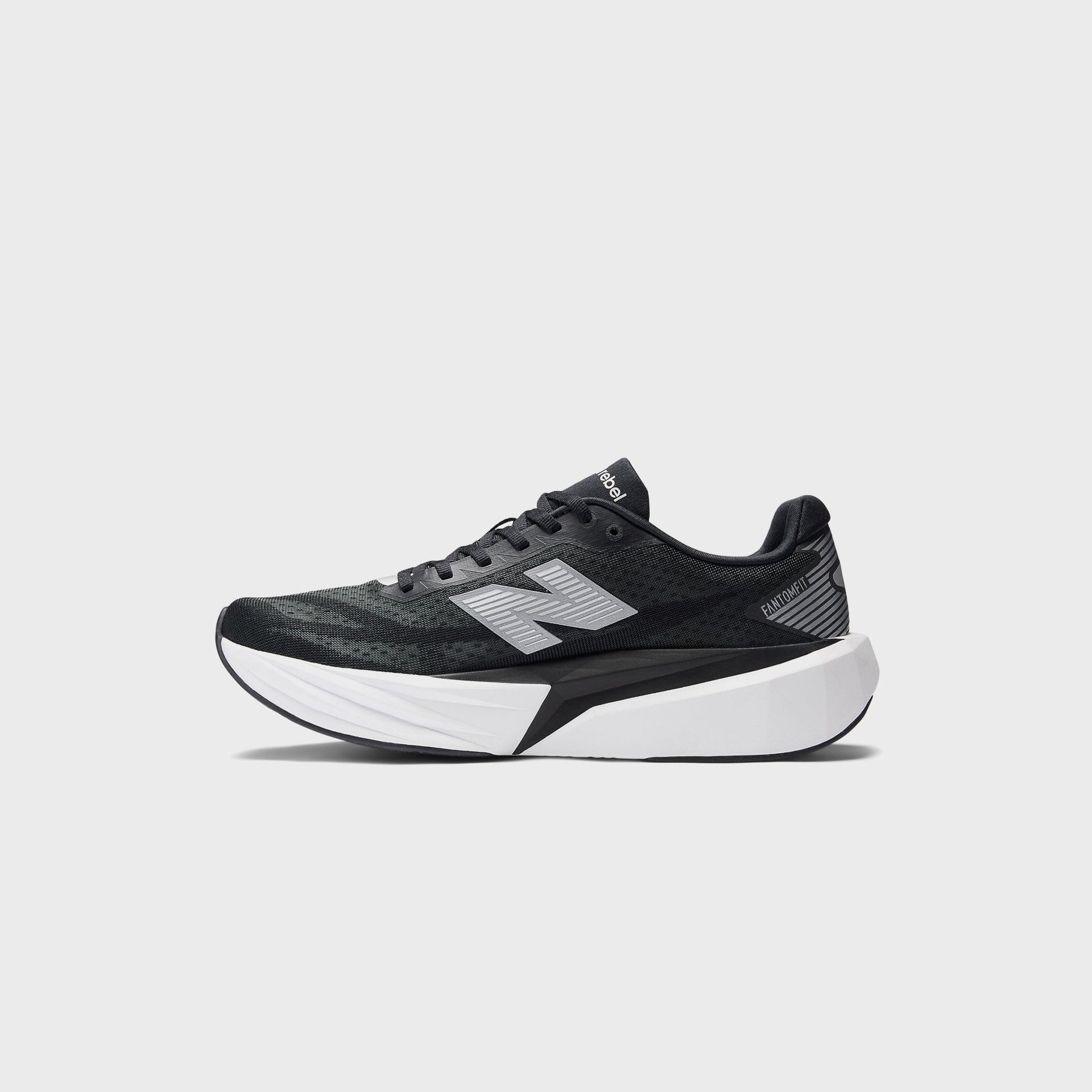 New Balance FuelCell Rebel v5 - Black / White