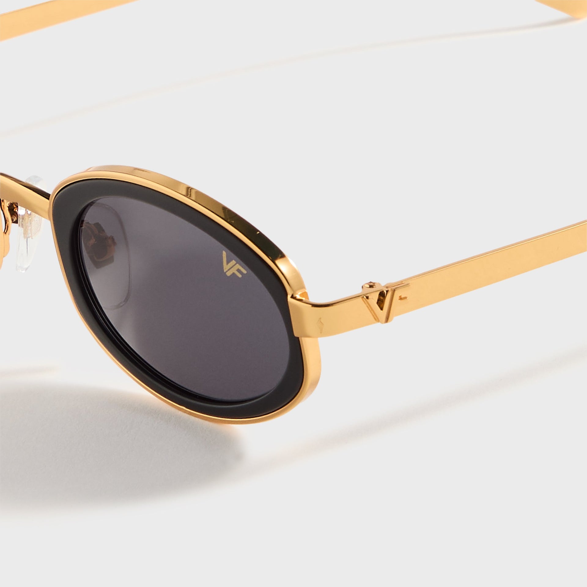 Vintage Frames Sincere 24KT in Gold / Matte Black