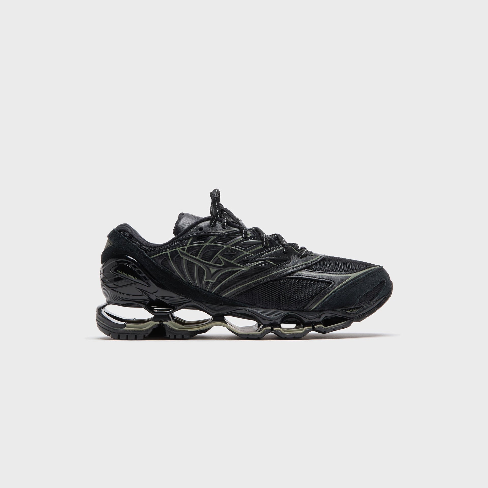 Mizuno x Maharishi Wave Prophecy LS - Black