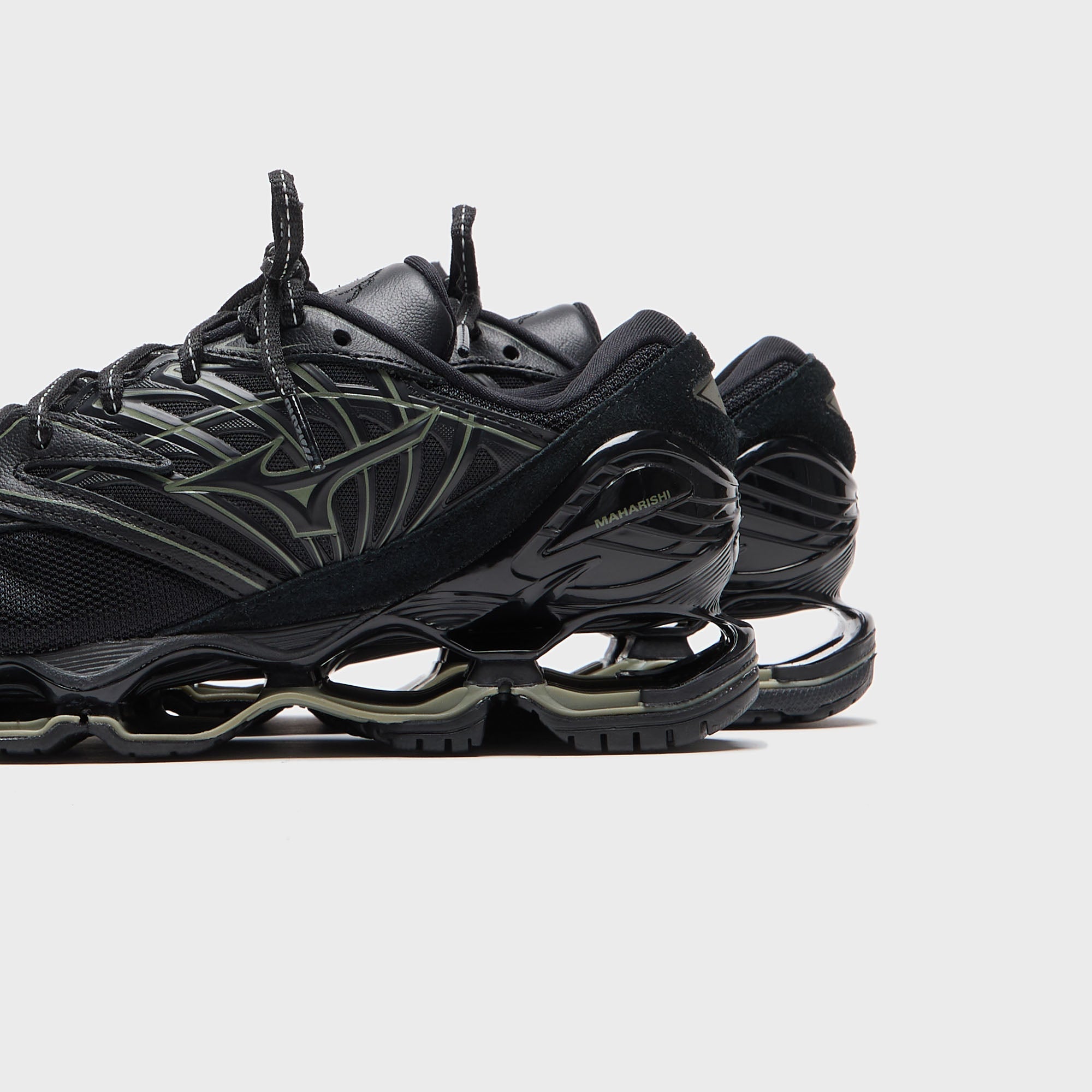 Mizuno x Maharishi Wave Prophecy LS - Black – Kith