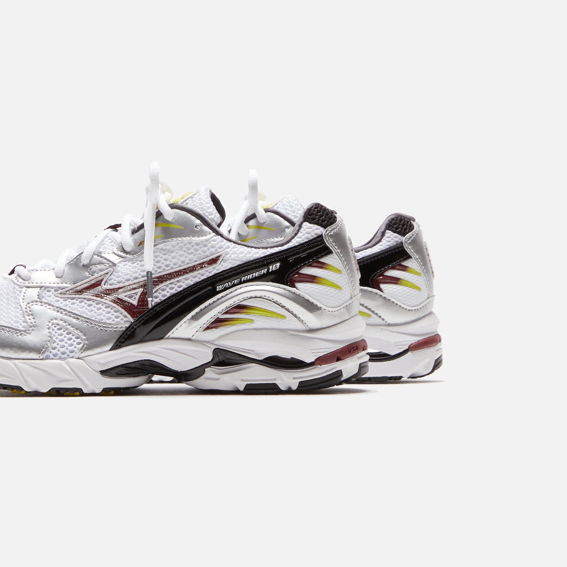 Mizuno Wave Rider 10 - White / Cabernet / Silver