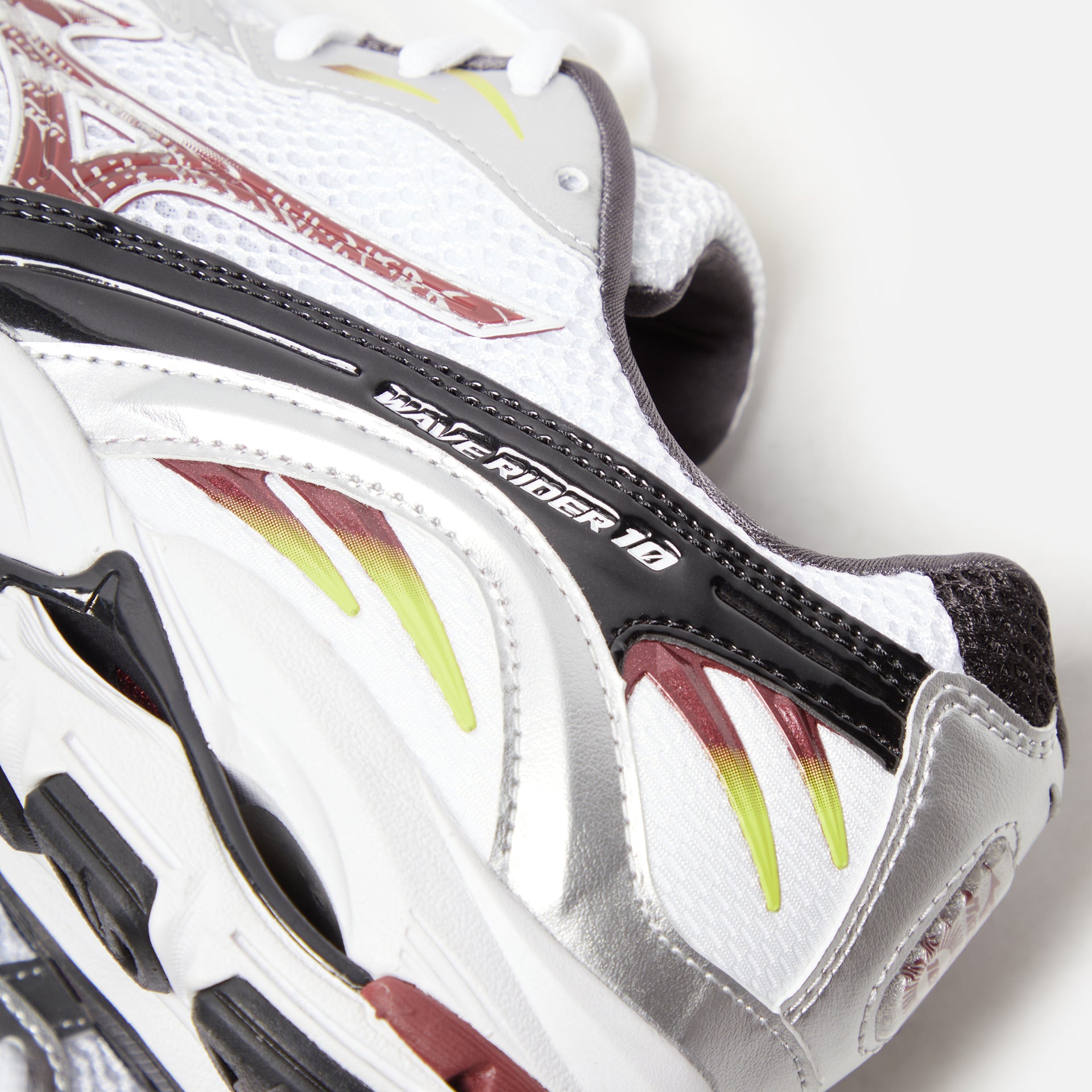 Mizuno Wave Rider 10 - White / Cabernet / Silver