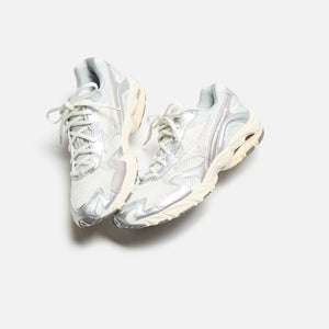 Mizuno Wave Rider 10 - Metallic Snow White