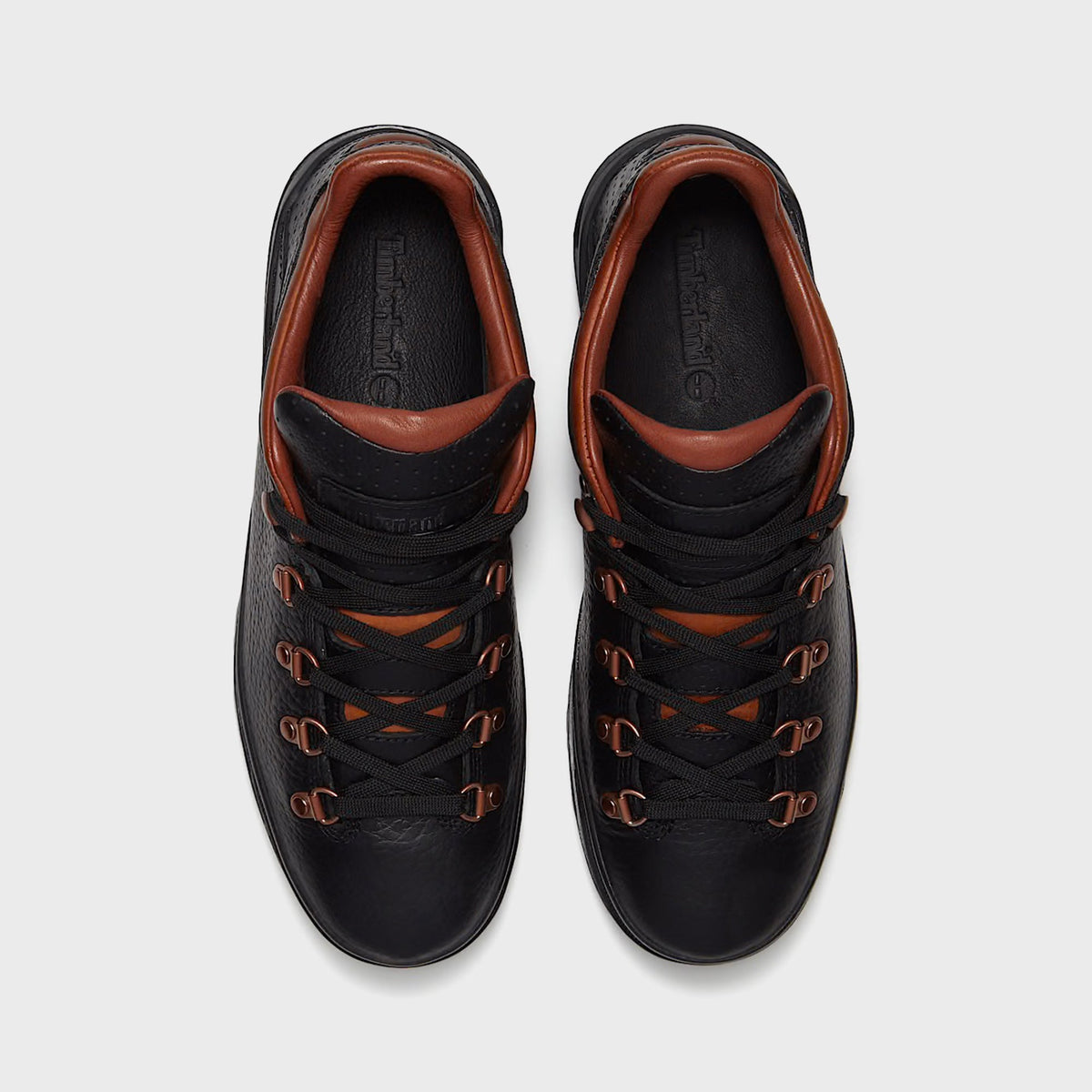 Timberland World Hiker Low with GORE-TEX Membrane - Black Full-Grain / Rust