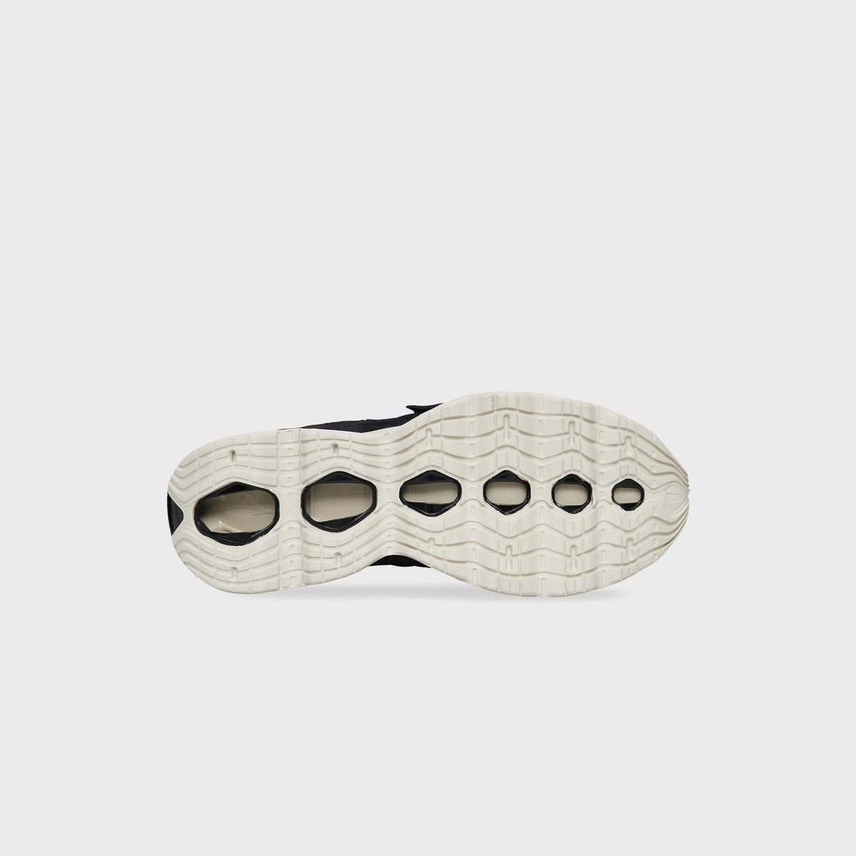 Mizuno x Setsumasa Kobayashi Wave Prophecy Ring Moc - Black / Quiet Shade