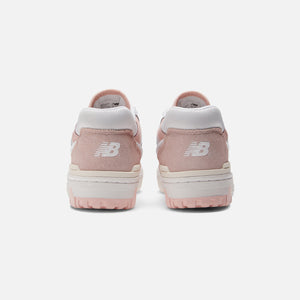 New Balance 550 - White / Pink Sand / Sea Salt