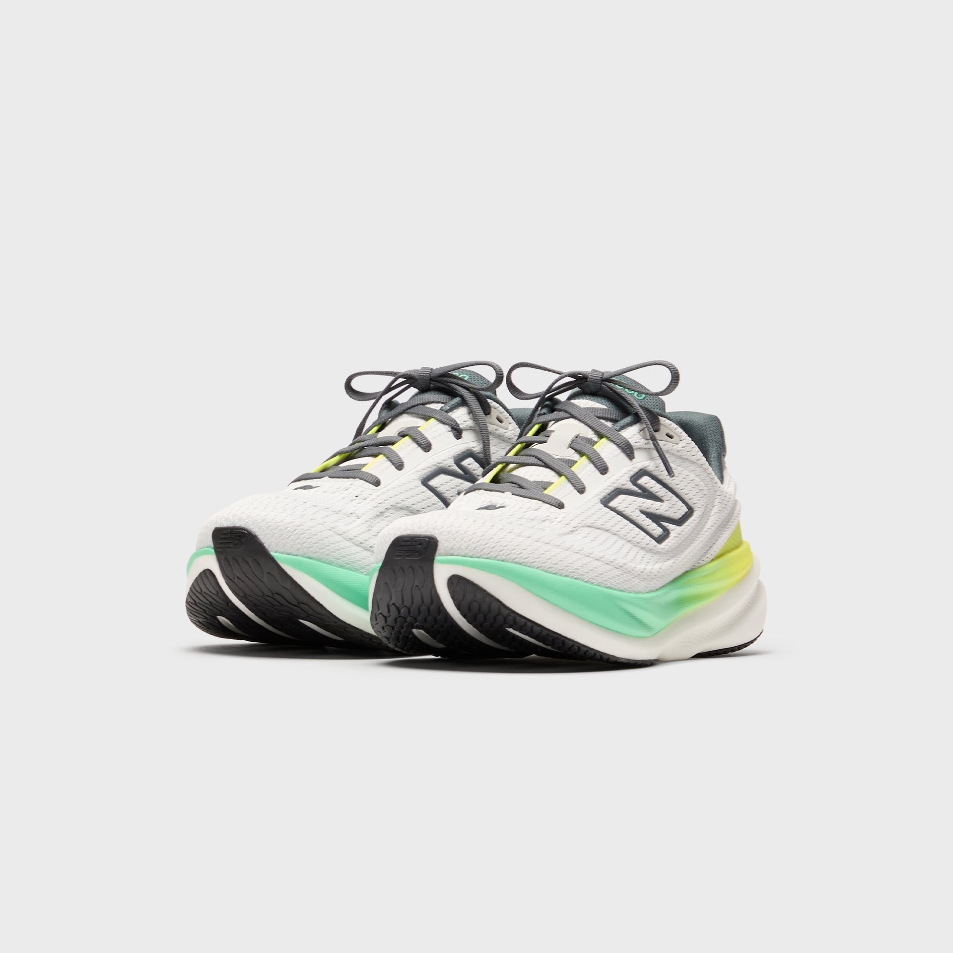 New Balance 1080v15 - Reflection / Graphite / Deep End