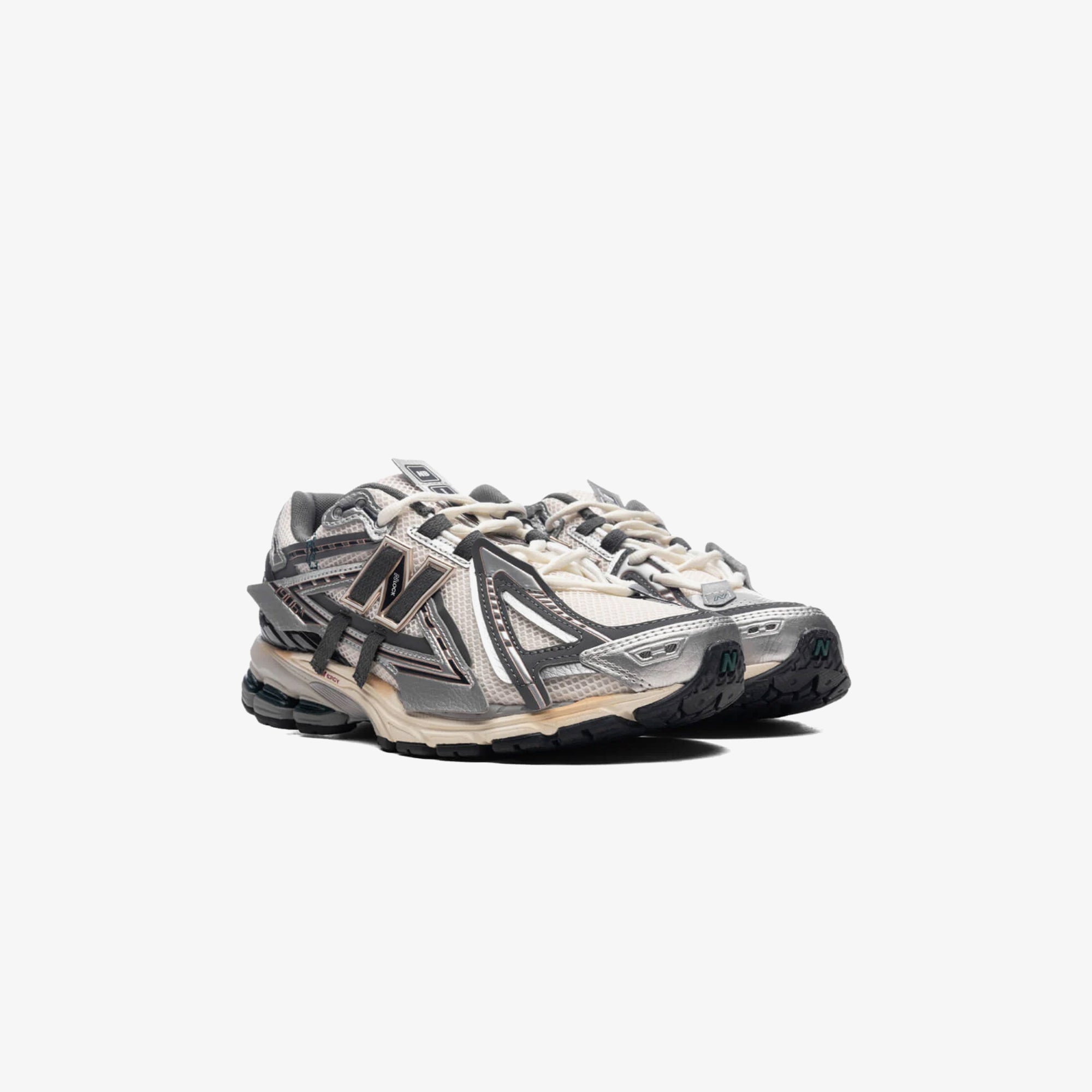 New Balance 1906A - Silver Metallic / Castlerock / Gold