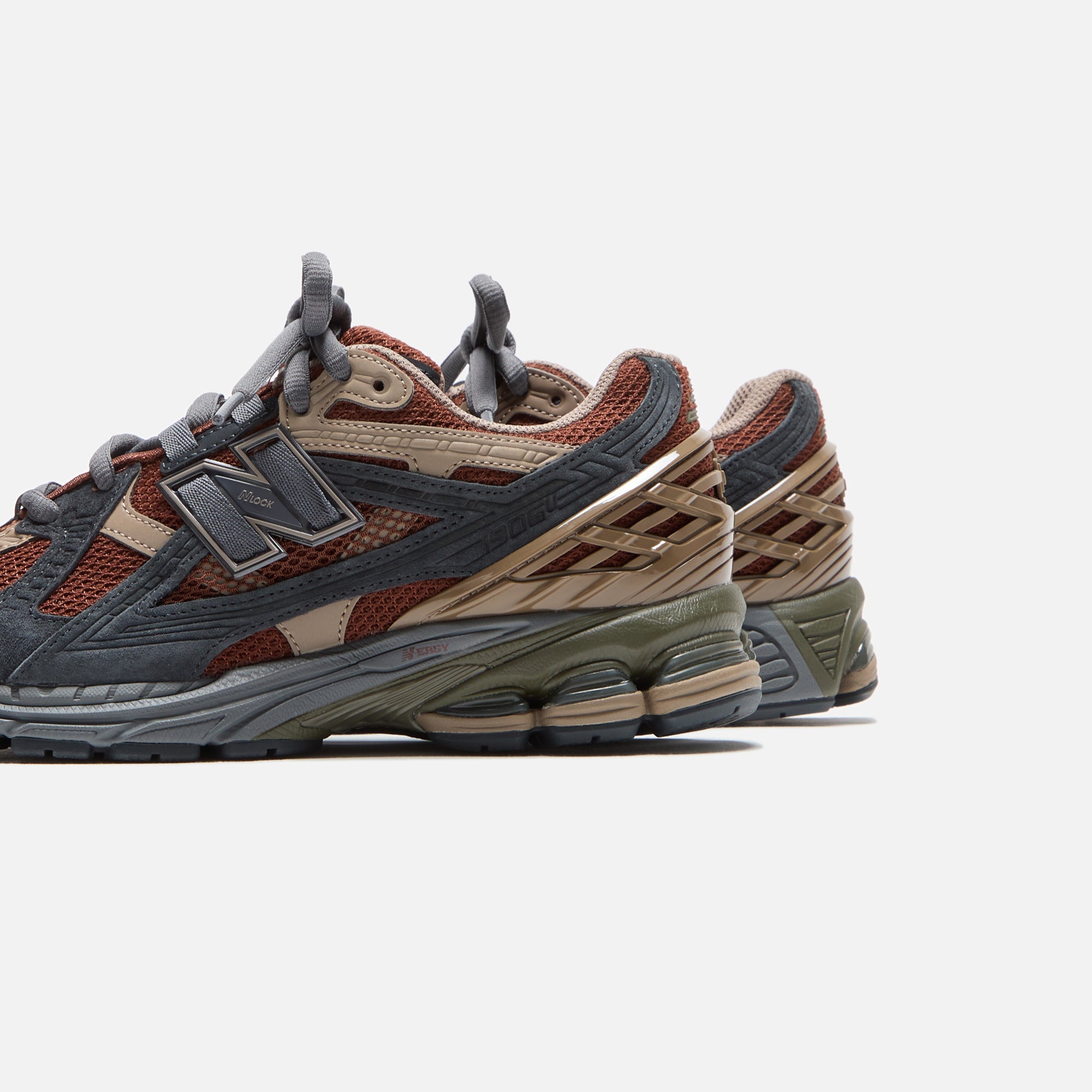 New balance ☆ M1906NG ‘Rich Oak × Phantom’ New Balance 1906U 
