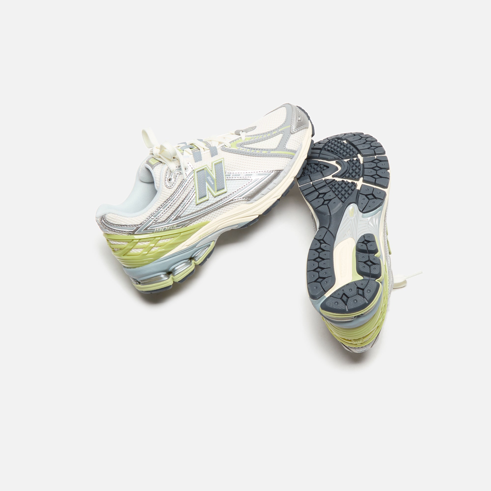 New Balance 1906R - Metallic Silver – Kith