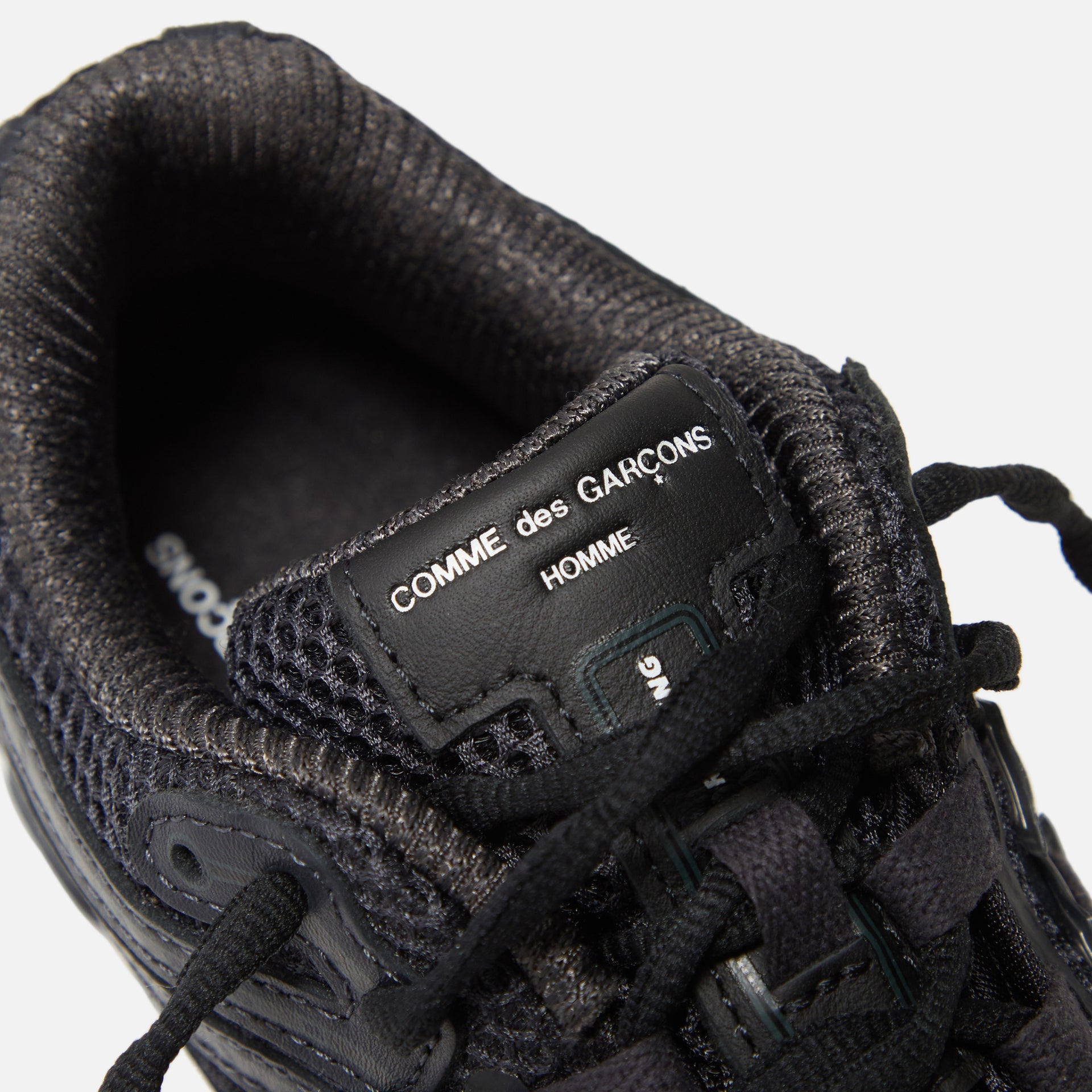 CDG Homme x New Balance 1906 - Black / Black