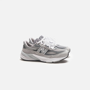 New Balance WMNS Made in US 990v6 - Grey