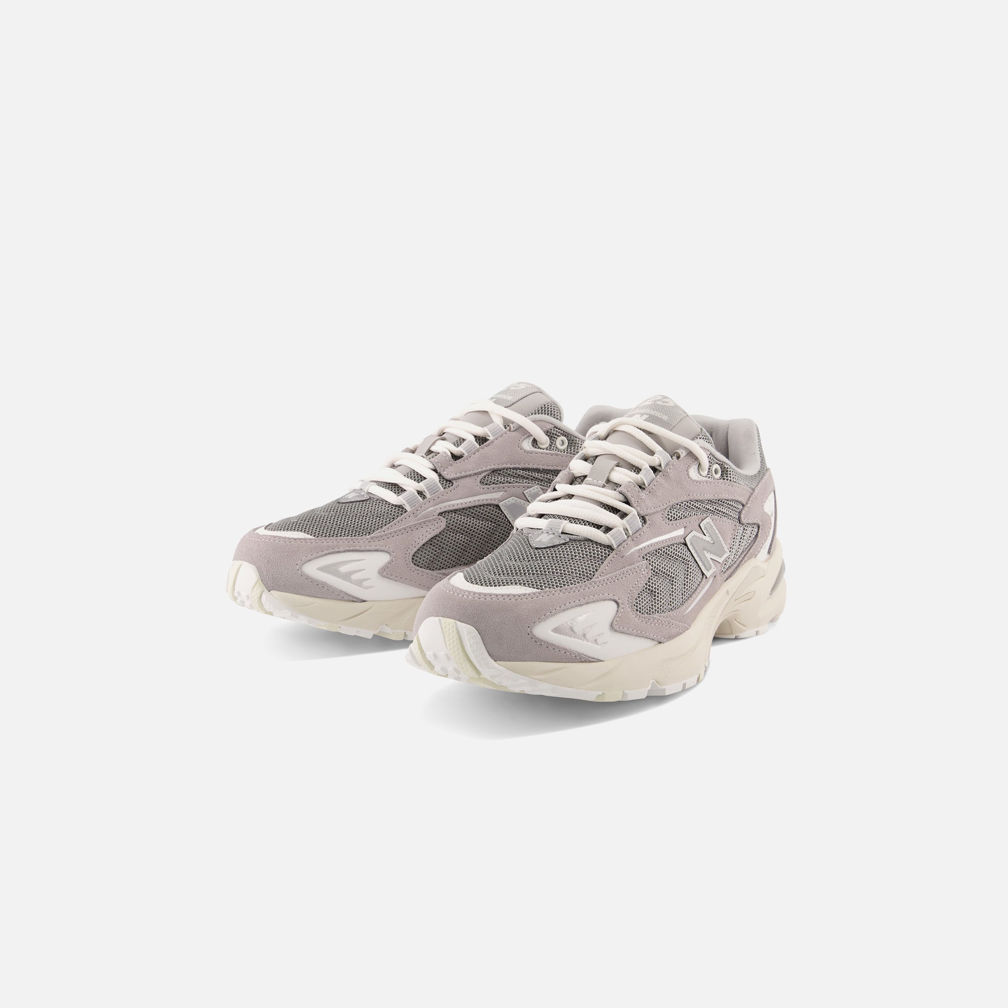 ニューバランス　725 New Balance 725 Sneakers | Free People