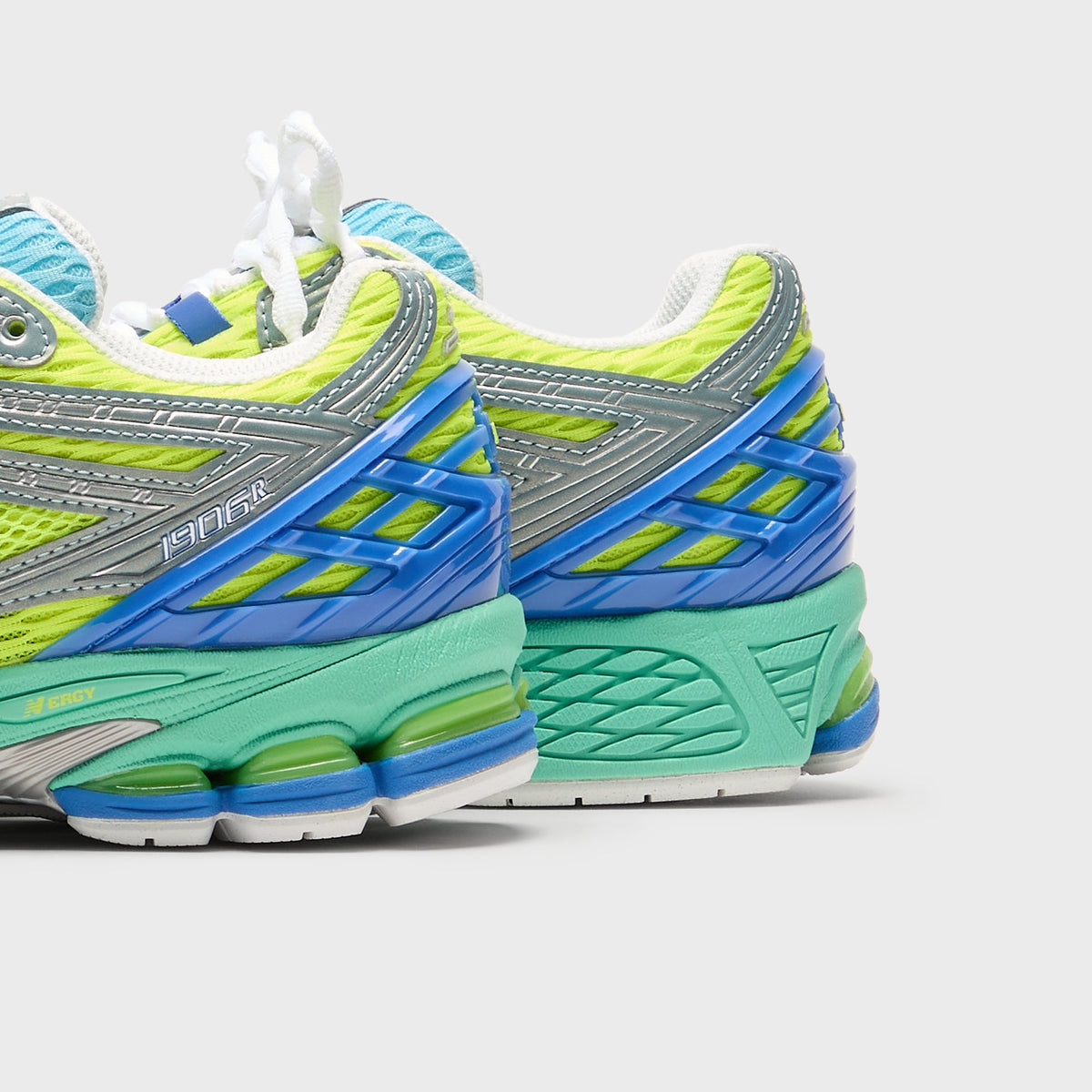 New Balance 1906R - Alkaline Green / Blue Bird