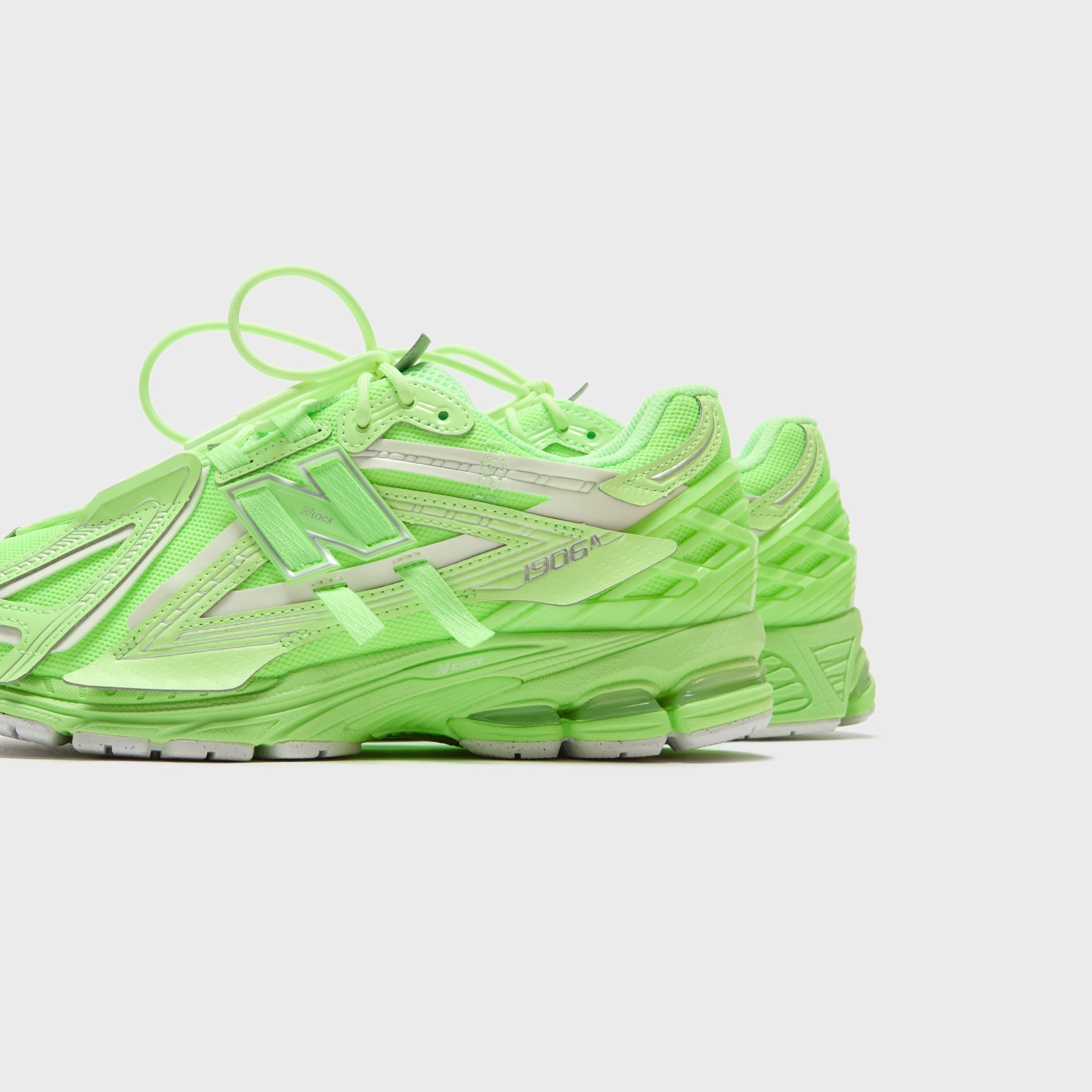 New Balance 1906 GREEN 緑 New Balance 1906A - Neon Green / Mint Flash – Kith