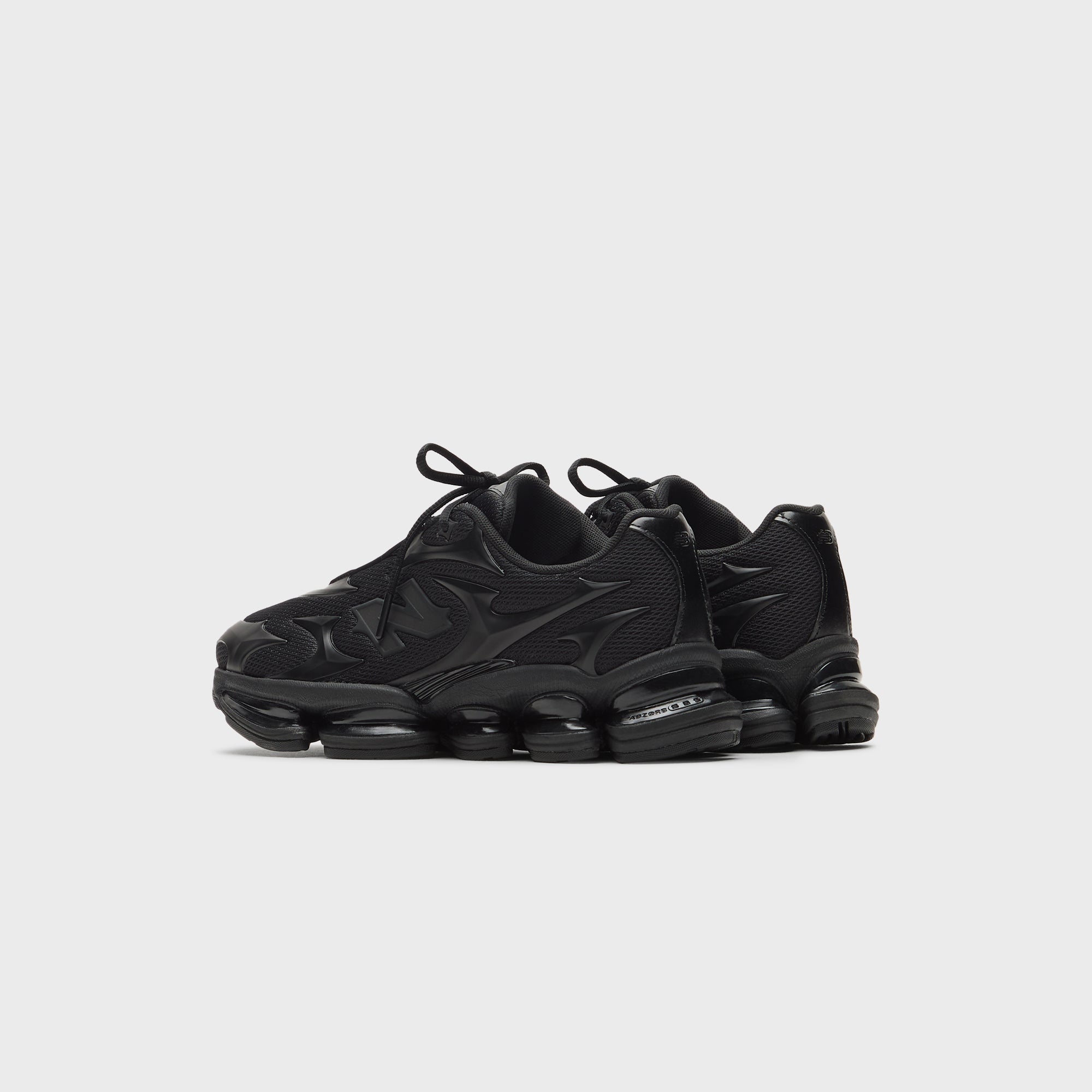 New Balance Abzorb 2000 - Black Metallic – Kith