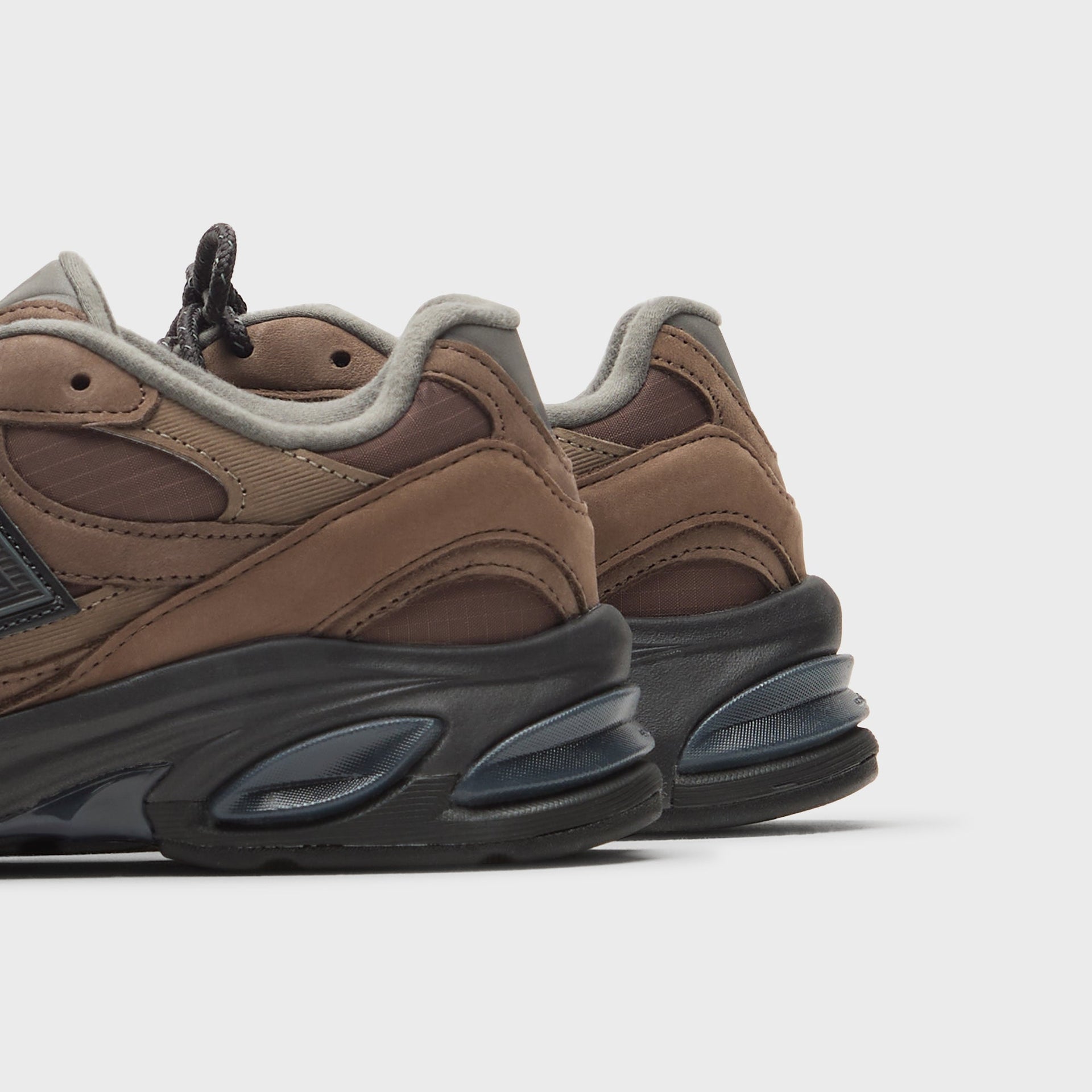 New Balance ABZORB 2010 - Cortado / Thunder Brown