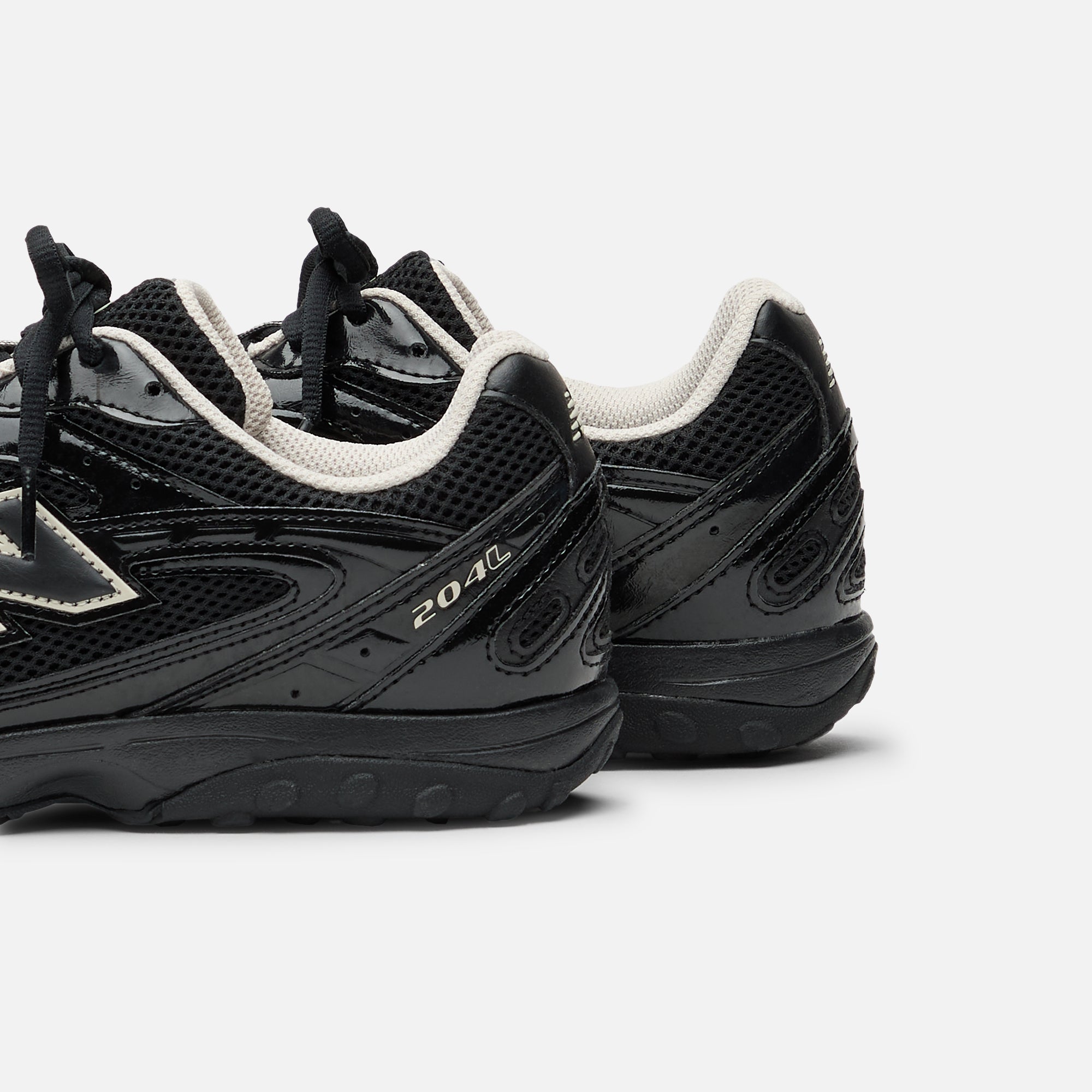 New Balance 204L - Black / Timberwolf – Kith