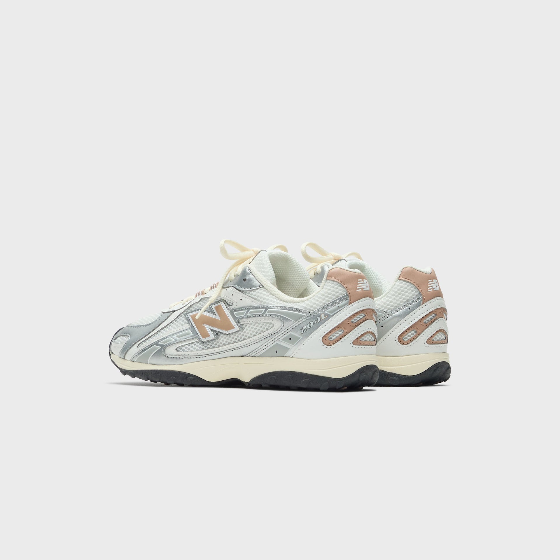 New Balance 204L - Silver Metallic / Flat Taupe