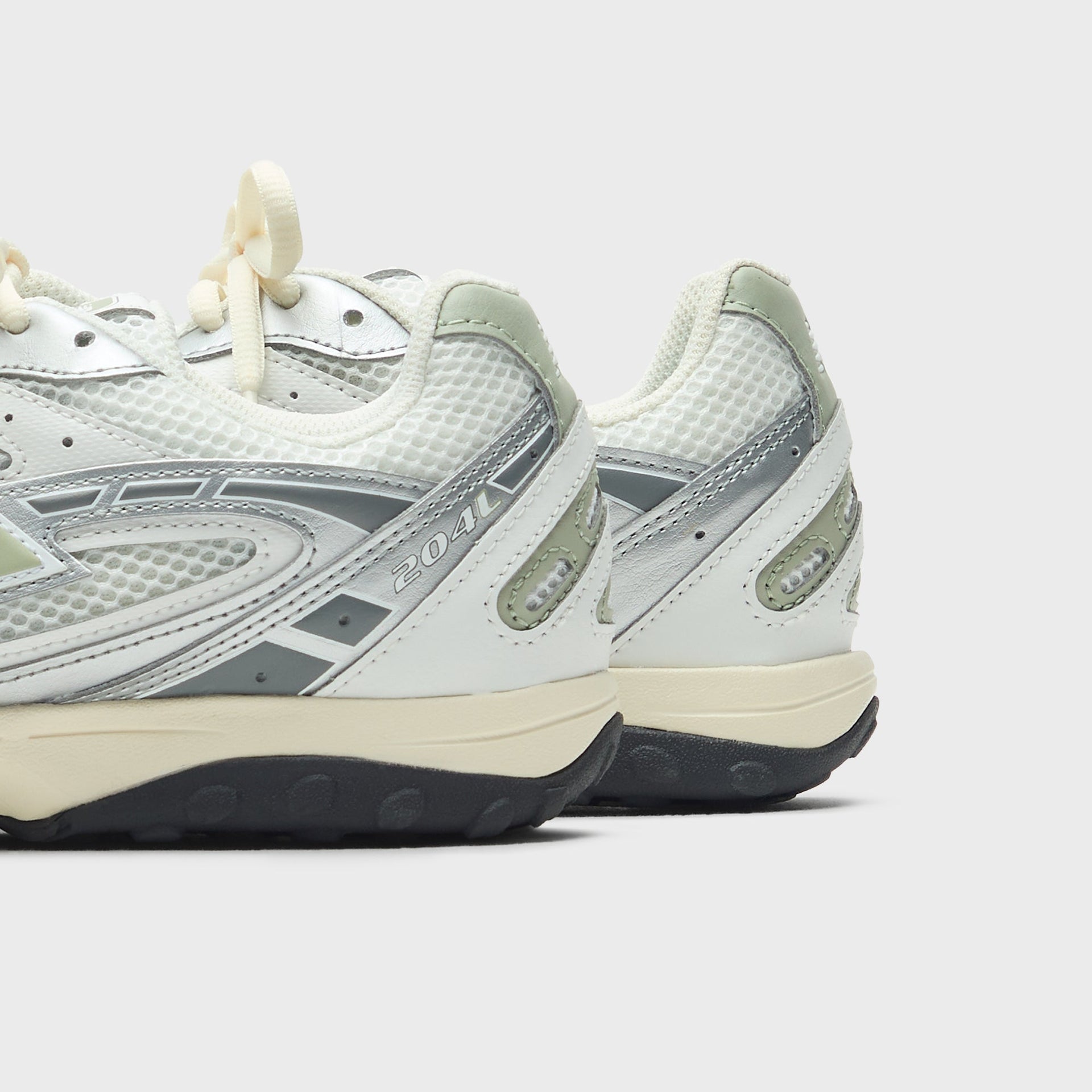 New Balance 204L - Silver Metallic / Garter Snake