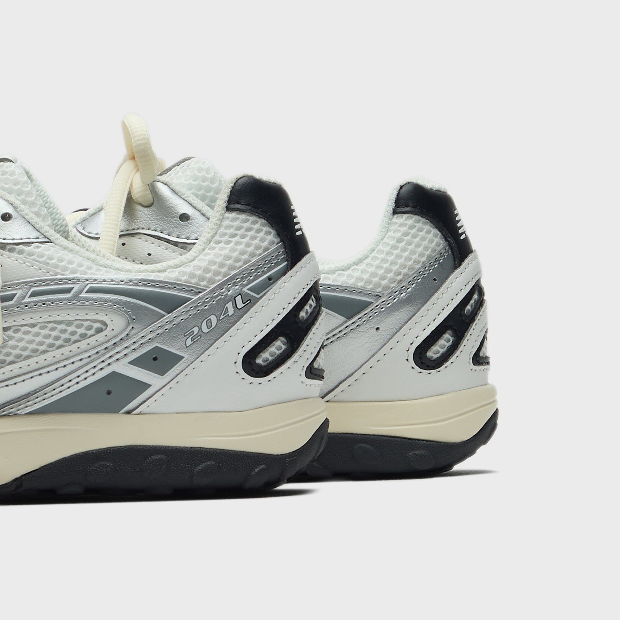New Balance 204L - Silver Metallic / Black – Kith