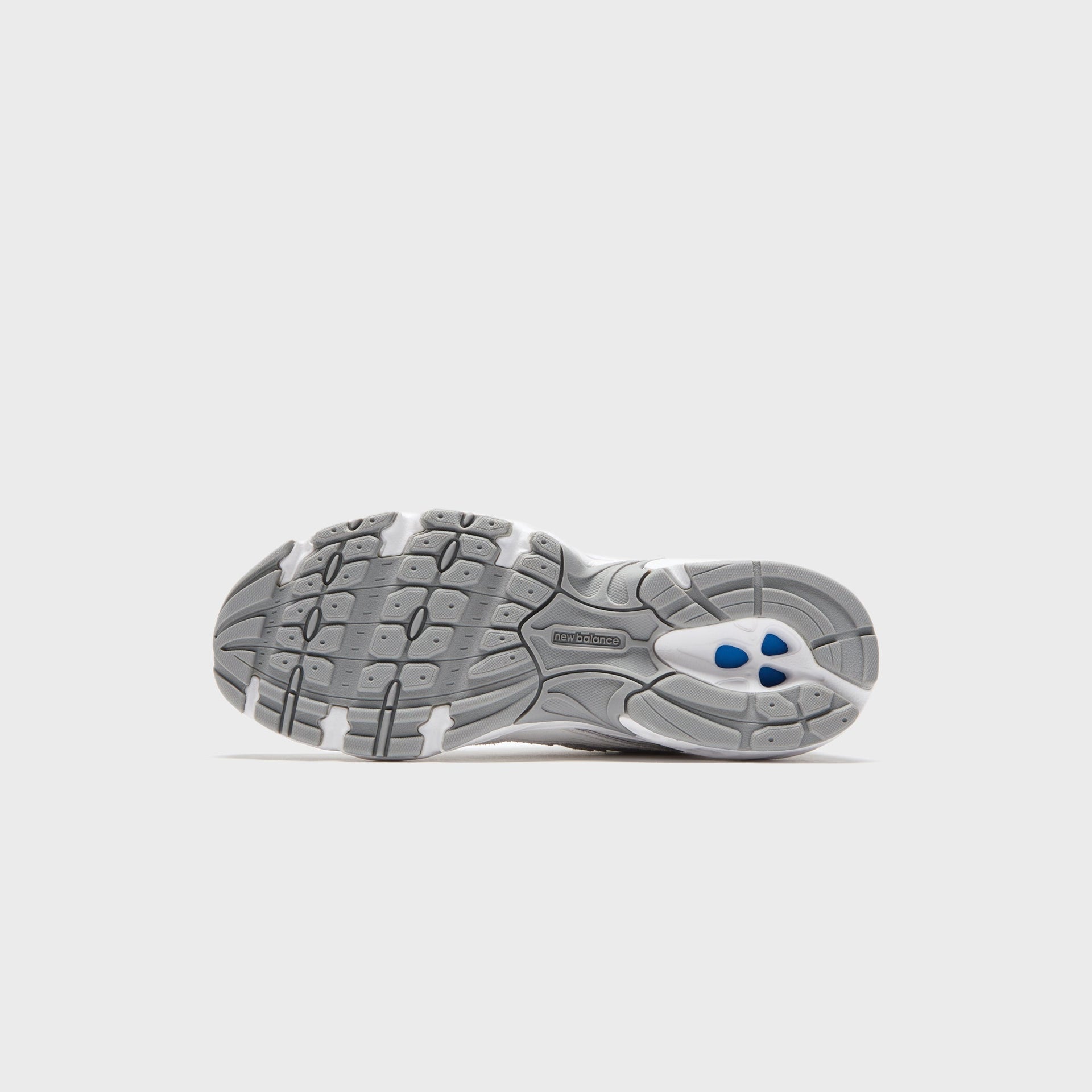 New Balance WMNS 740 - Grey / Reflection / Slate Grey