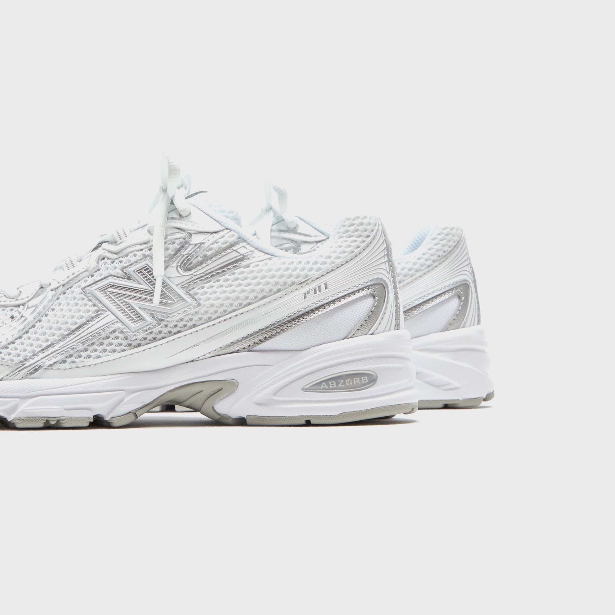 New Balance 740 - Silver / White – Kith