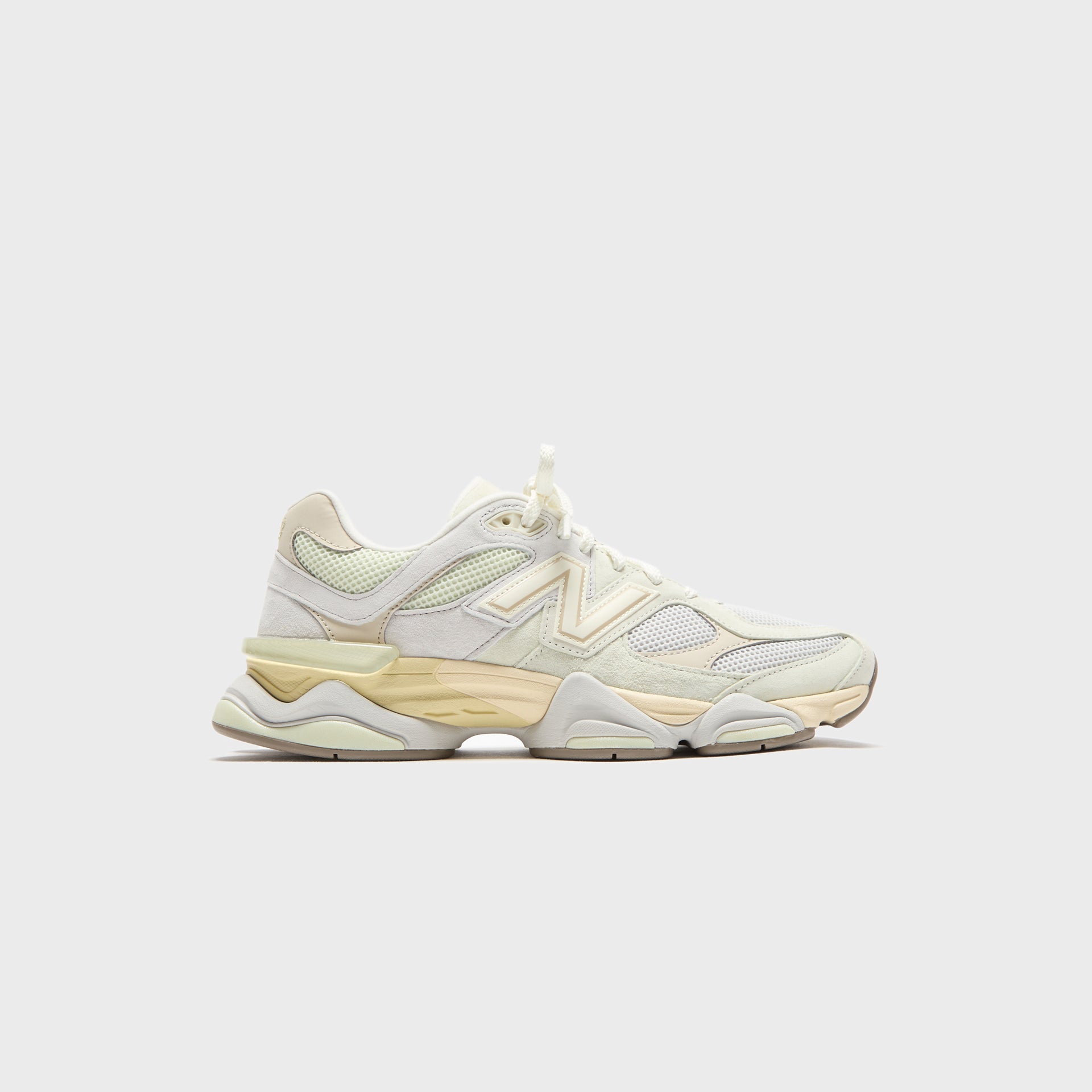 New Balance WMNS 9060 - Mineral / Grey Matter