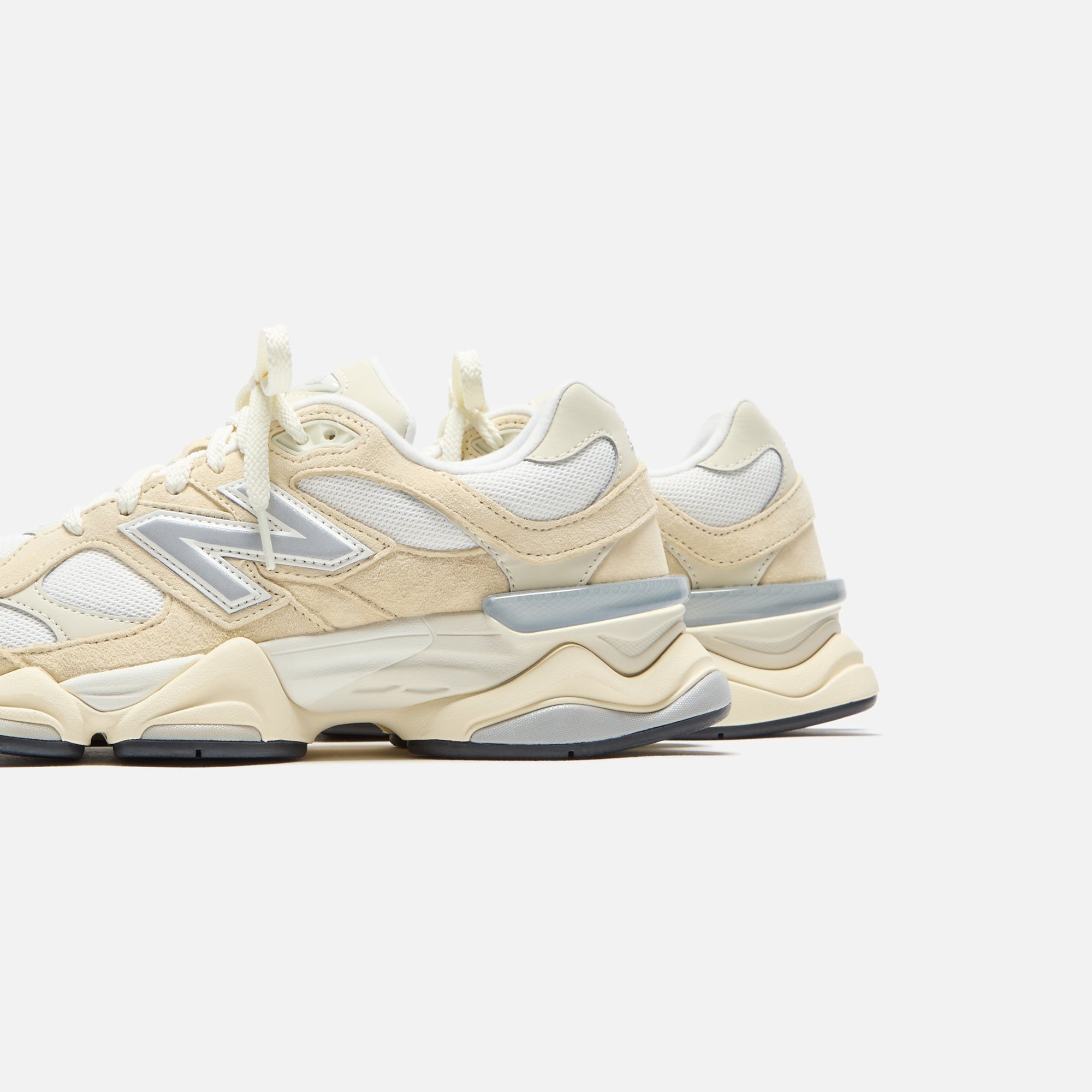 New Balance | 9060 Sneakers for Women | Bellerose
