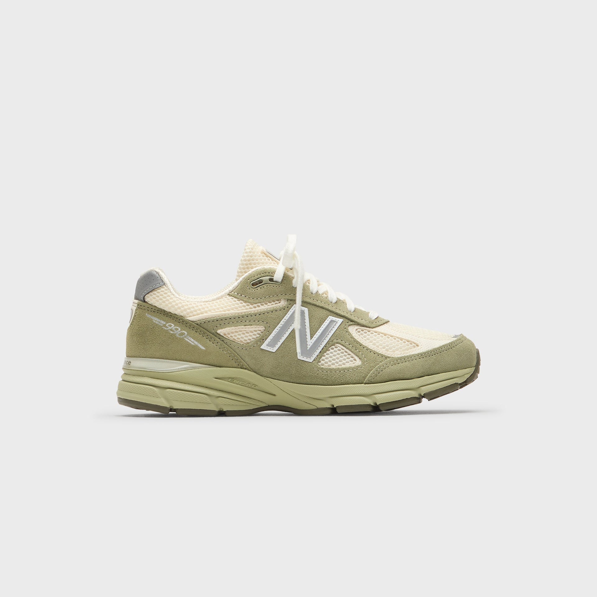 New Balance Made in USA 990v4 - Olive Leaf / Permafrost / Light Olive