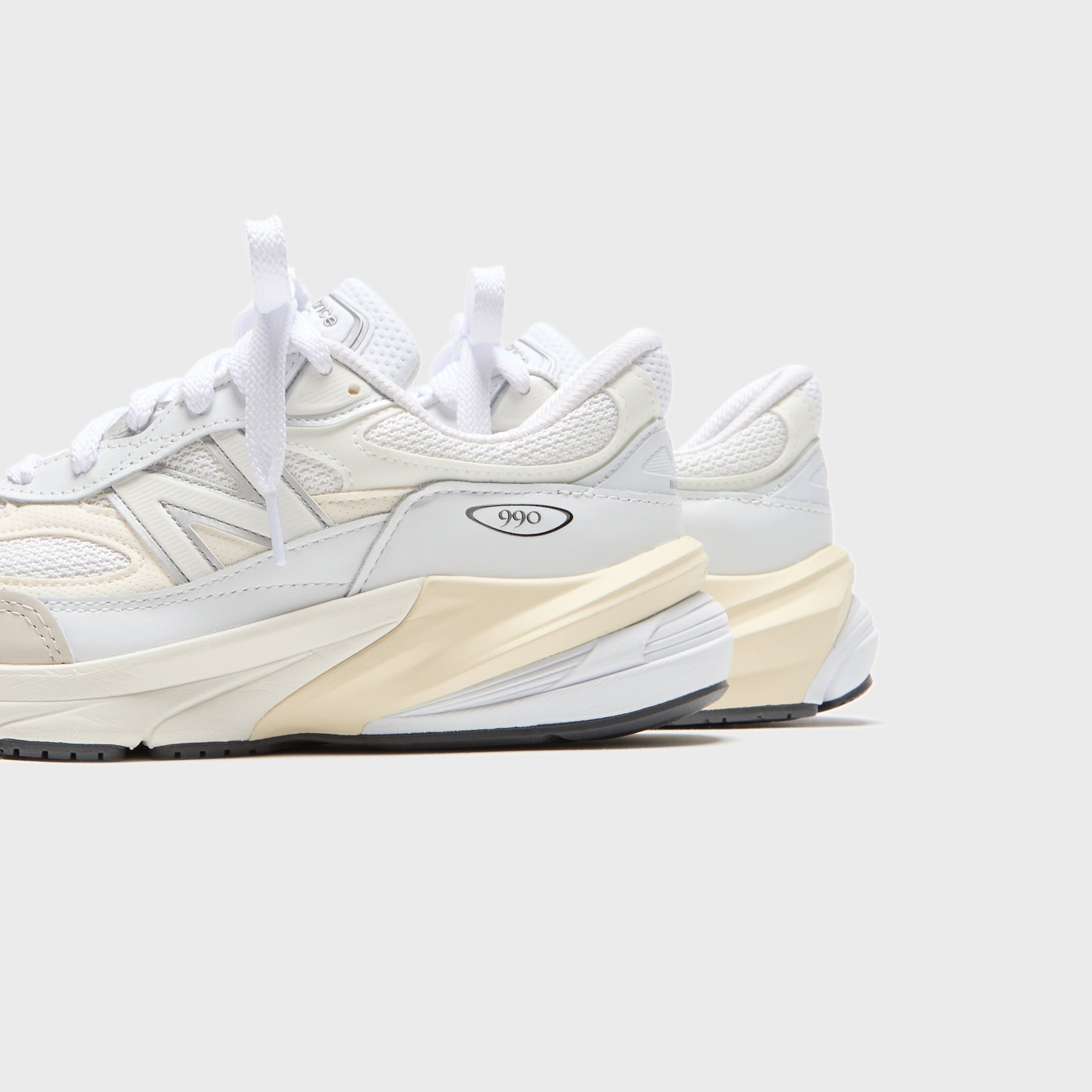 New Balance Made in USA 990v6 - White / Sea Salt