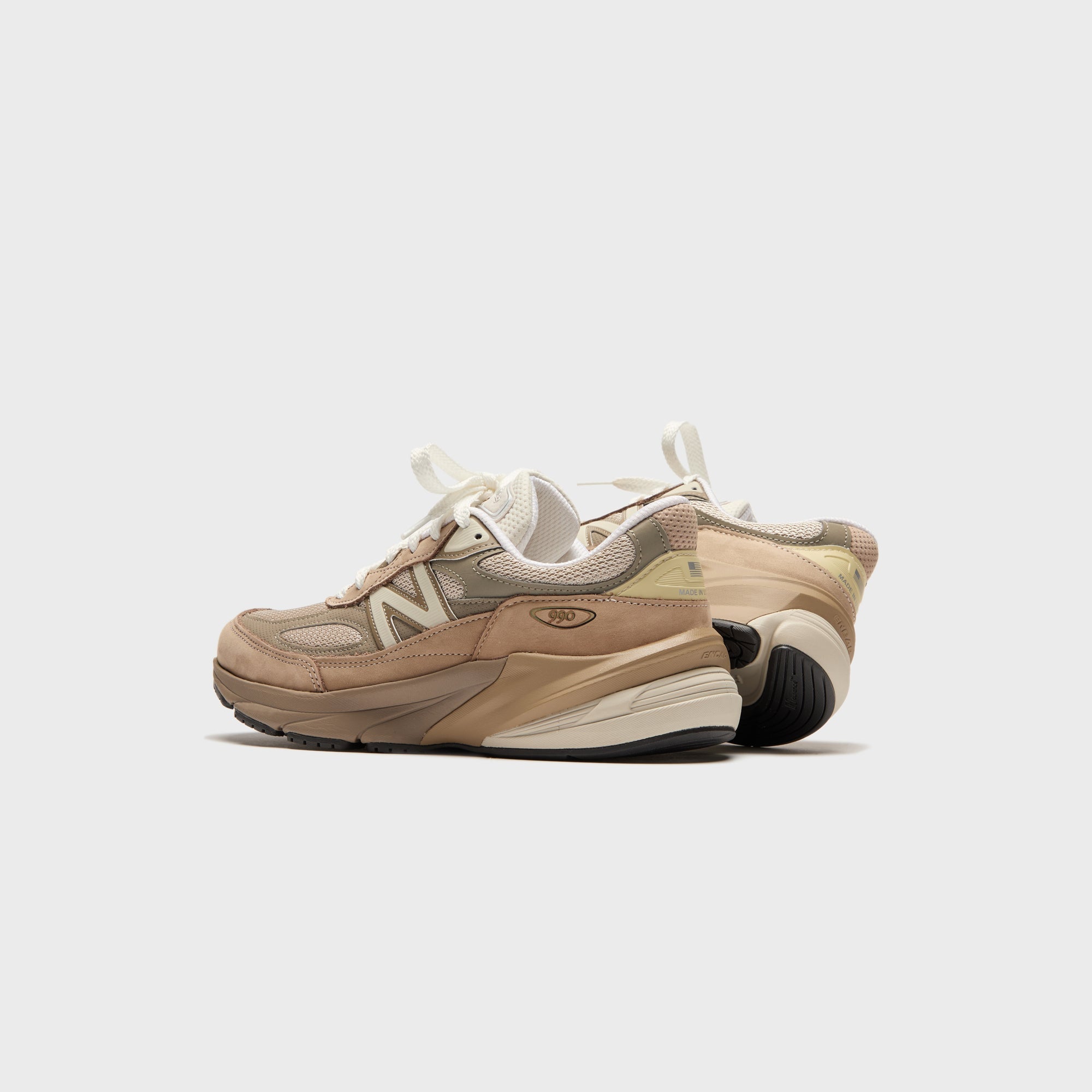 New Balance Made in USA 990v6 - Driftwood / Timberwolf – Kith