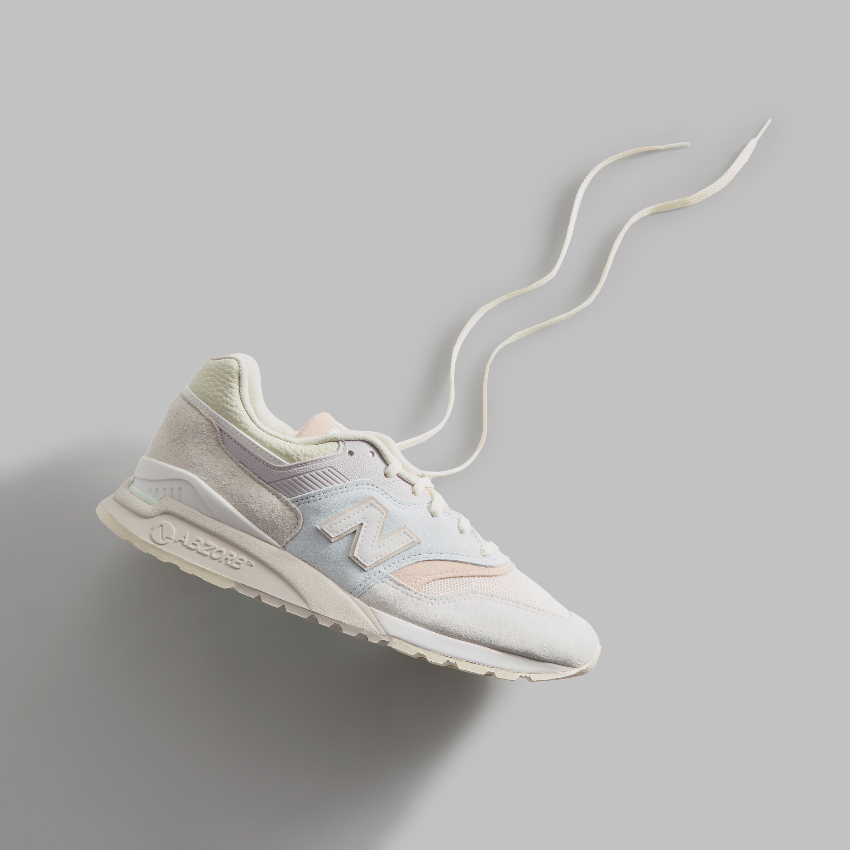Ronnie Fieg & New Balance Made in USA 997.5 - White / Ice