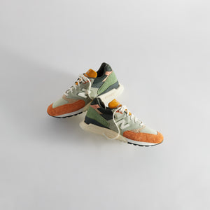 Ronnie Fieg & Frank Lloyd Wright Foundation for New Balance Made