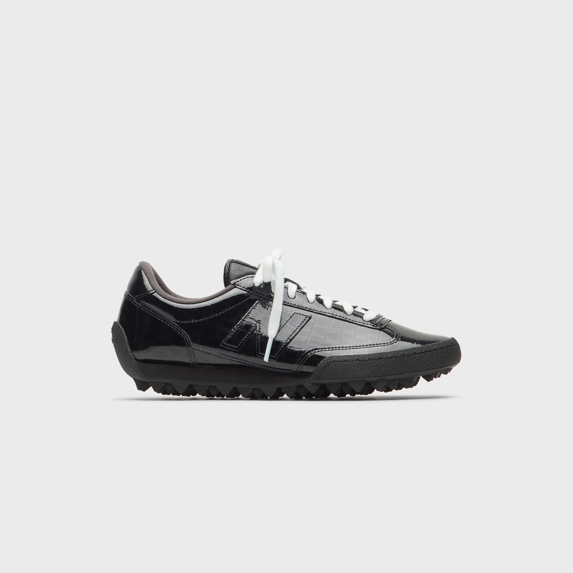 New Balance Gator Run - Black – Kith