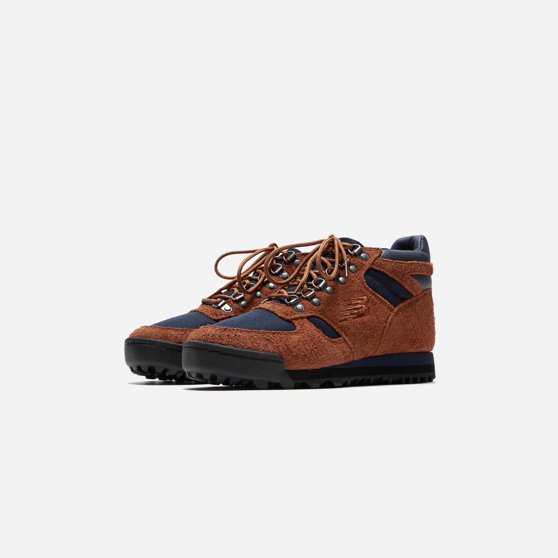 New Balance Rainer True - Brown
