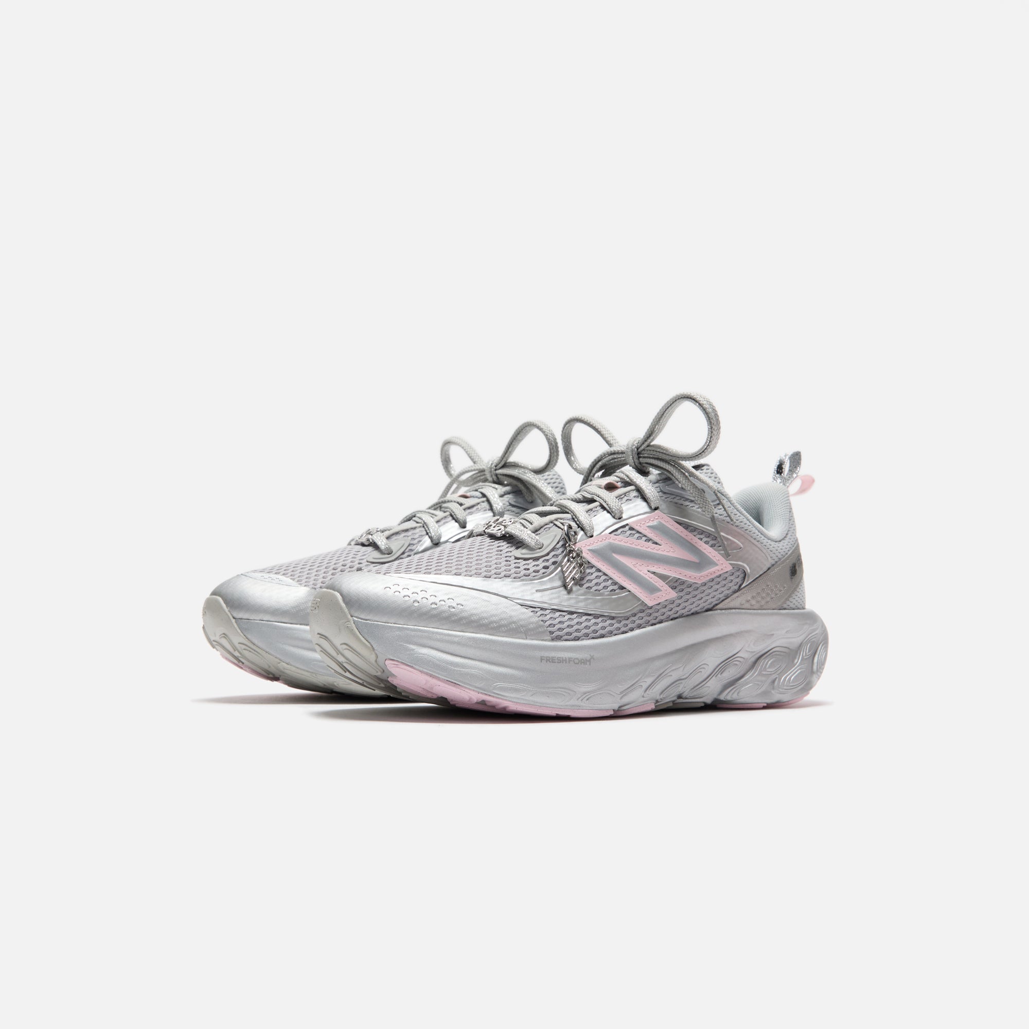 New Balance Fresh Foam Trainer GANNI Silver Metallic メンズ