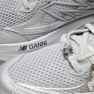 New Balance x GANNI Fresh Foam Trainer - Grey / Pink