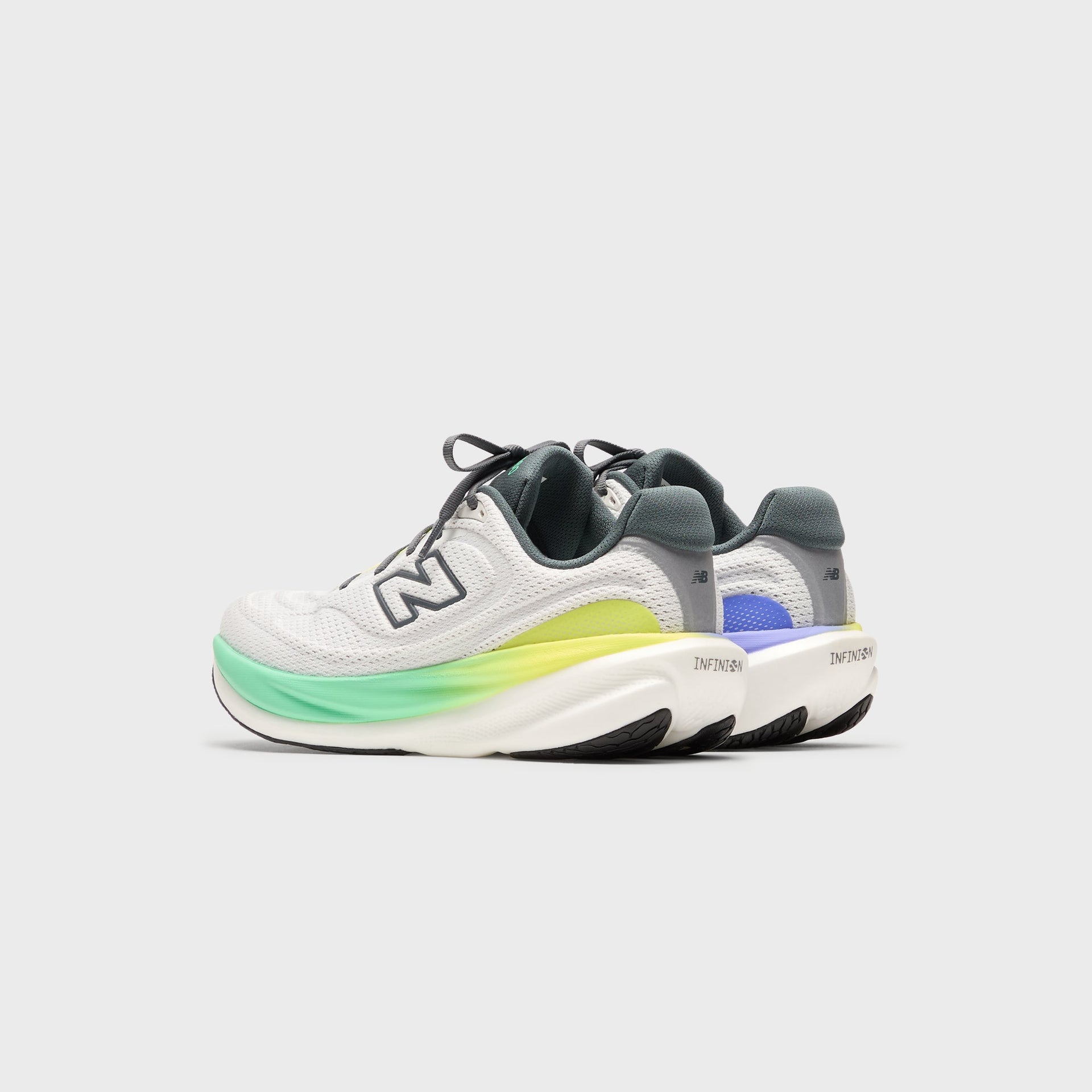 New Balance WMNS 1080v15 - White / Silver Metallic