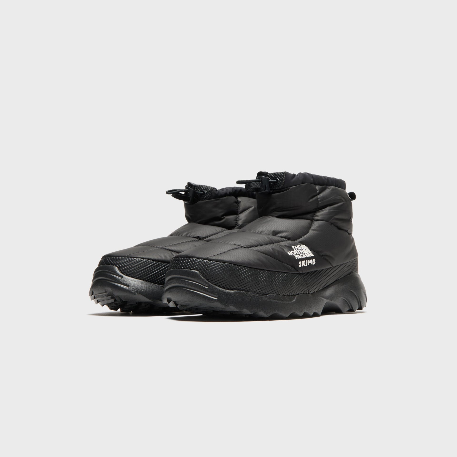 The North Face x SKIMS Nuptse Traction Chukka - Onyx