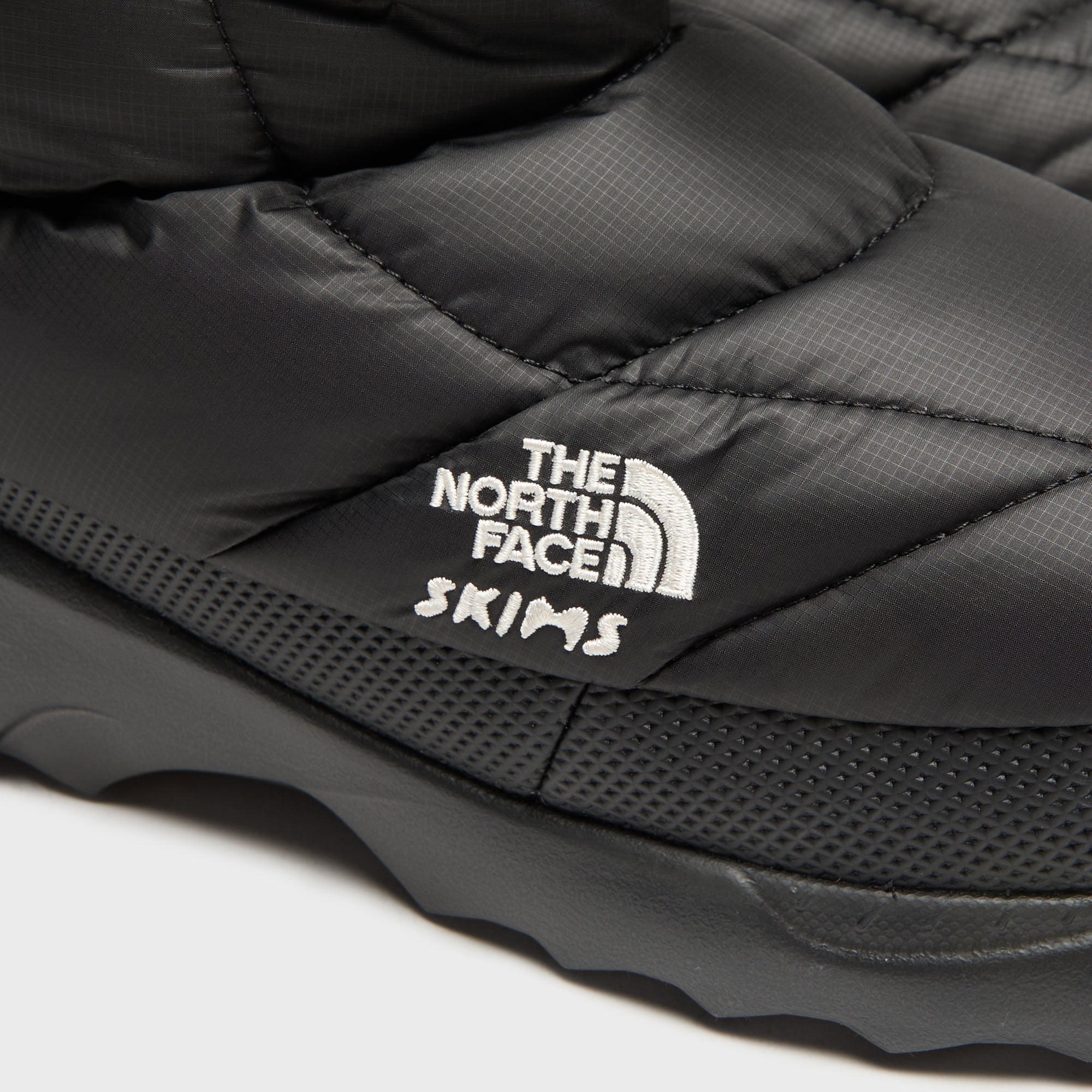 The North Face x SKIMS Nuptse Traction Chukka - Onyx – Kith