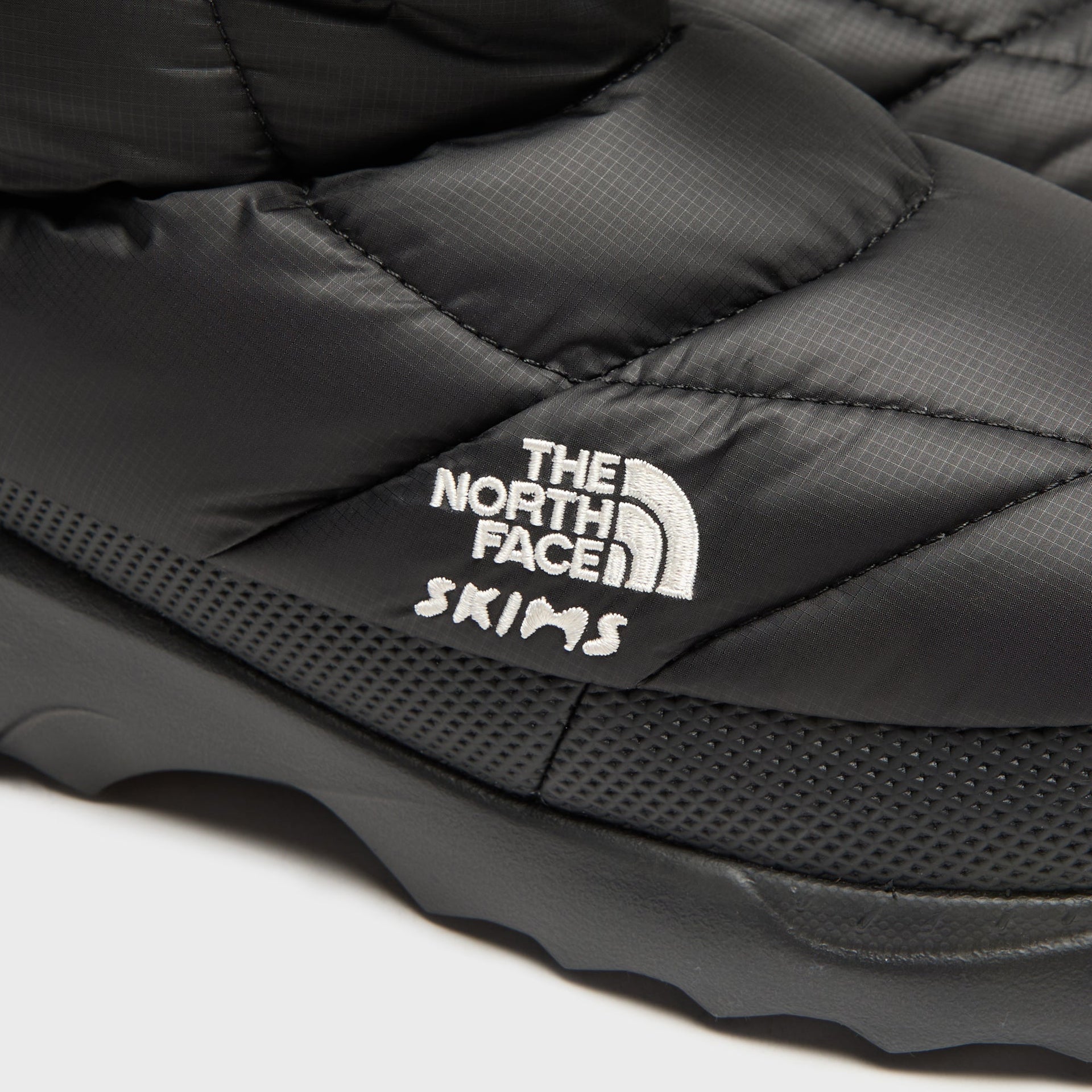 The North Face x SKIMS Nuptse Traction Chukka - Onyx
