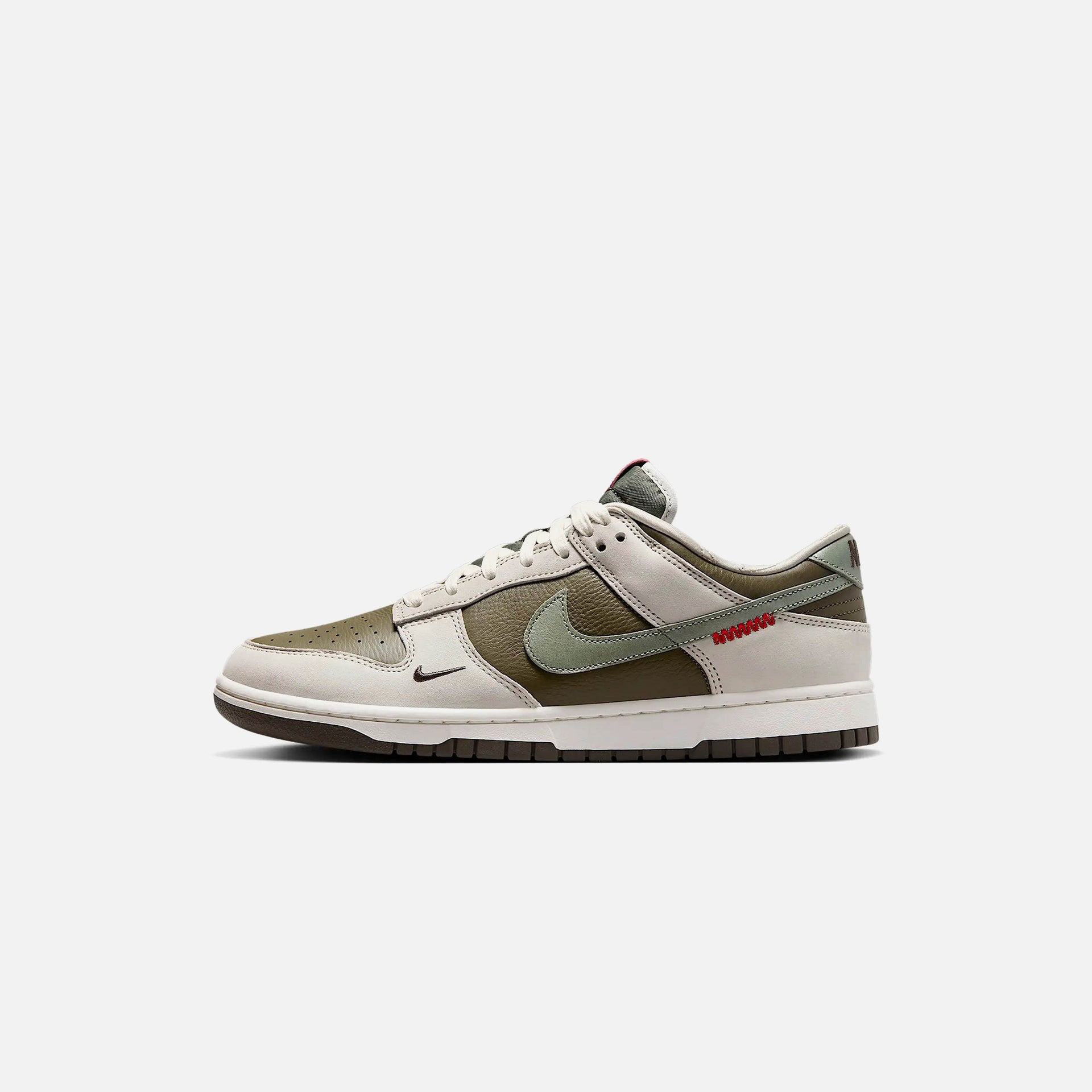 Nike Dunk Low - Medium Olive / Jade Horizon / Sail / Ironstone