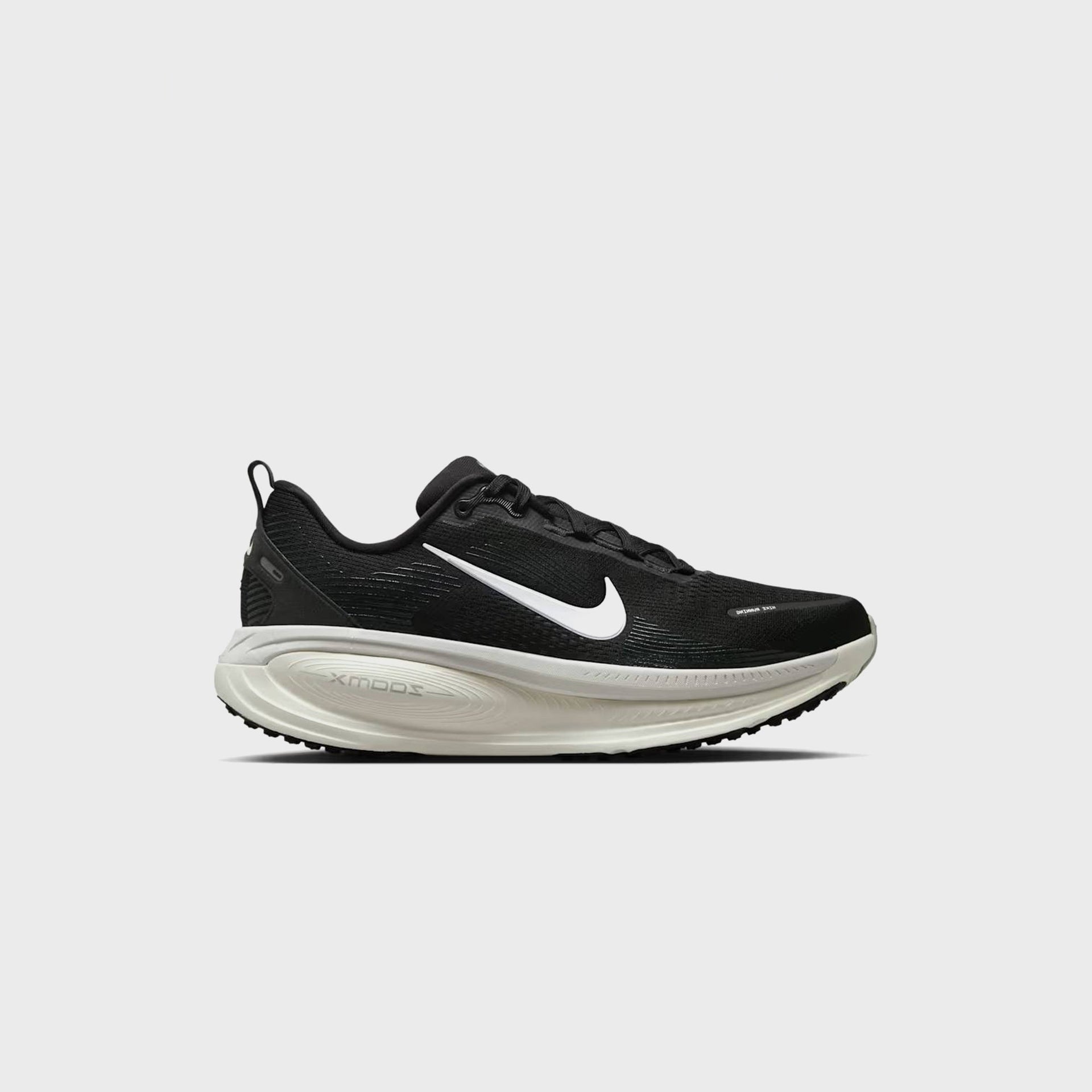Nike Vomero 18 - Black / Coconut Milk / Light Iron Ore / Summit White