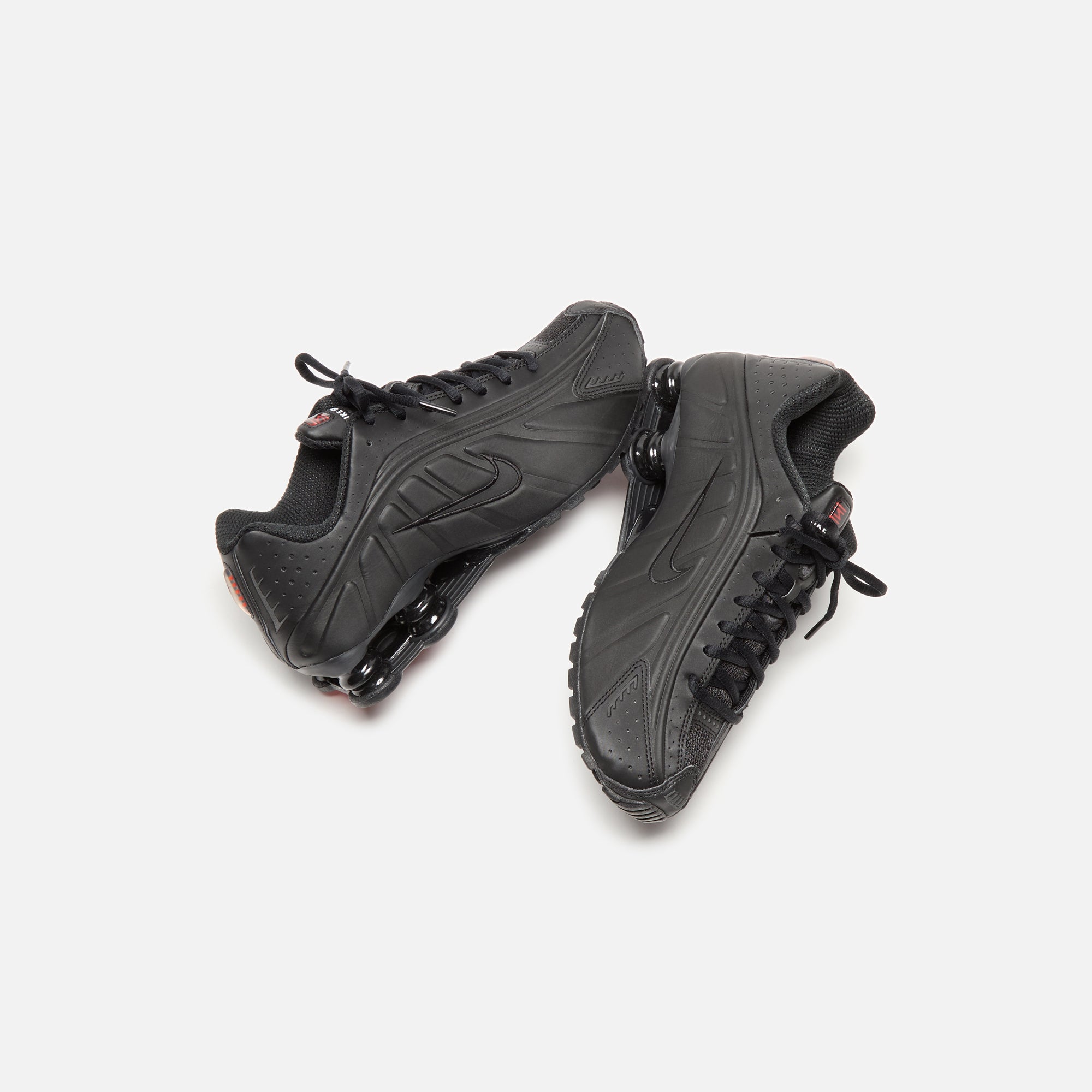 Nike WMNS Shox R4 - Black / Black / Max Orange – Kith
