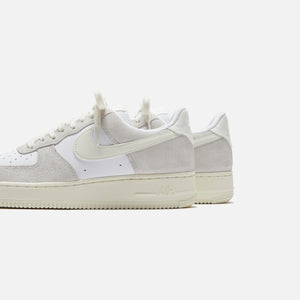 Nike Air Force 1 LV8 (white / sail / platinum tint) | 43einhalb Sneaker  Store