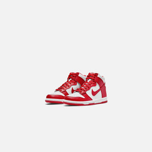 red and white high top dunks